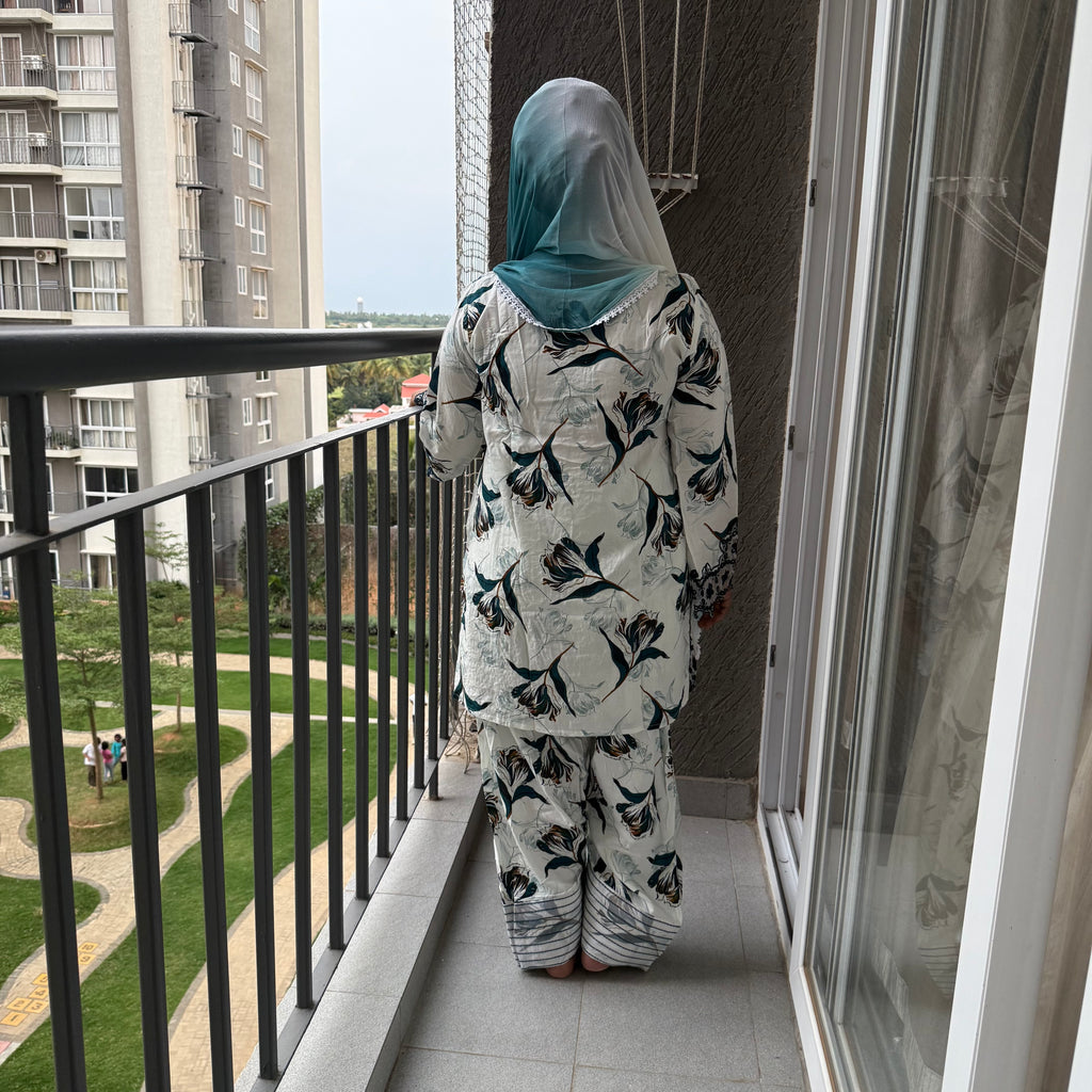 Miral Short Pakistani suit