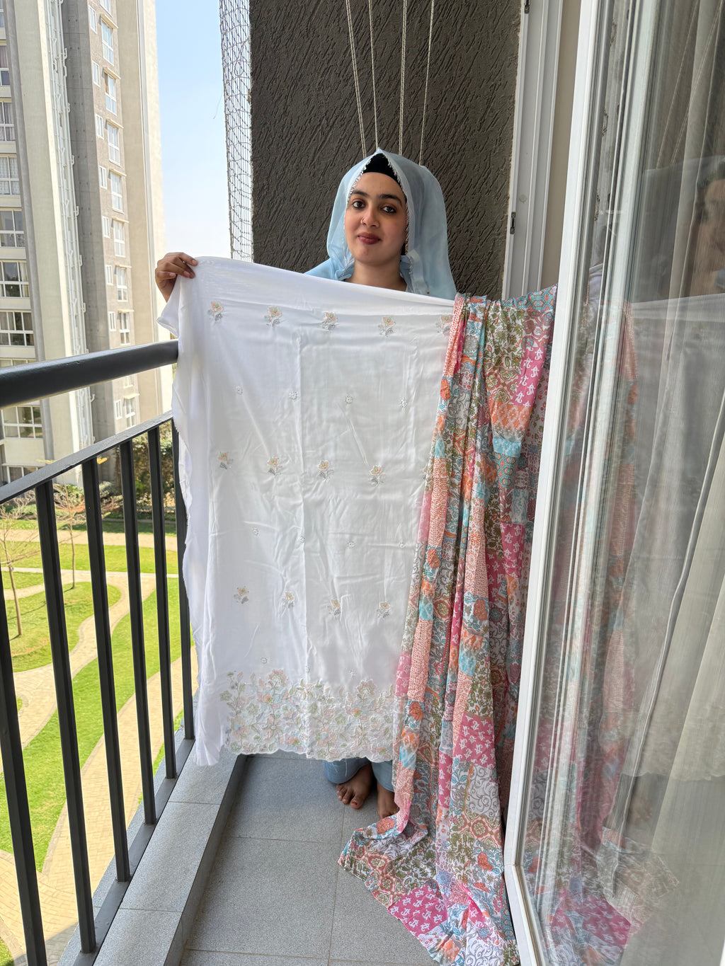 Avelisse Bloom – Premium Unstitched Suit