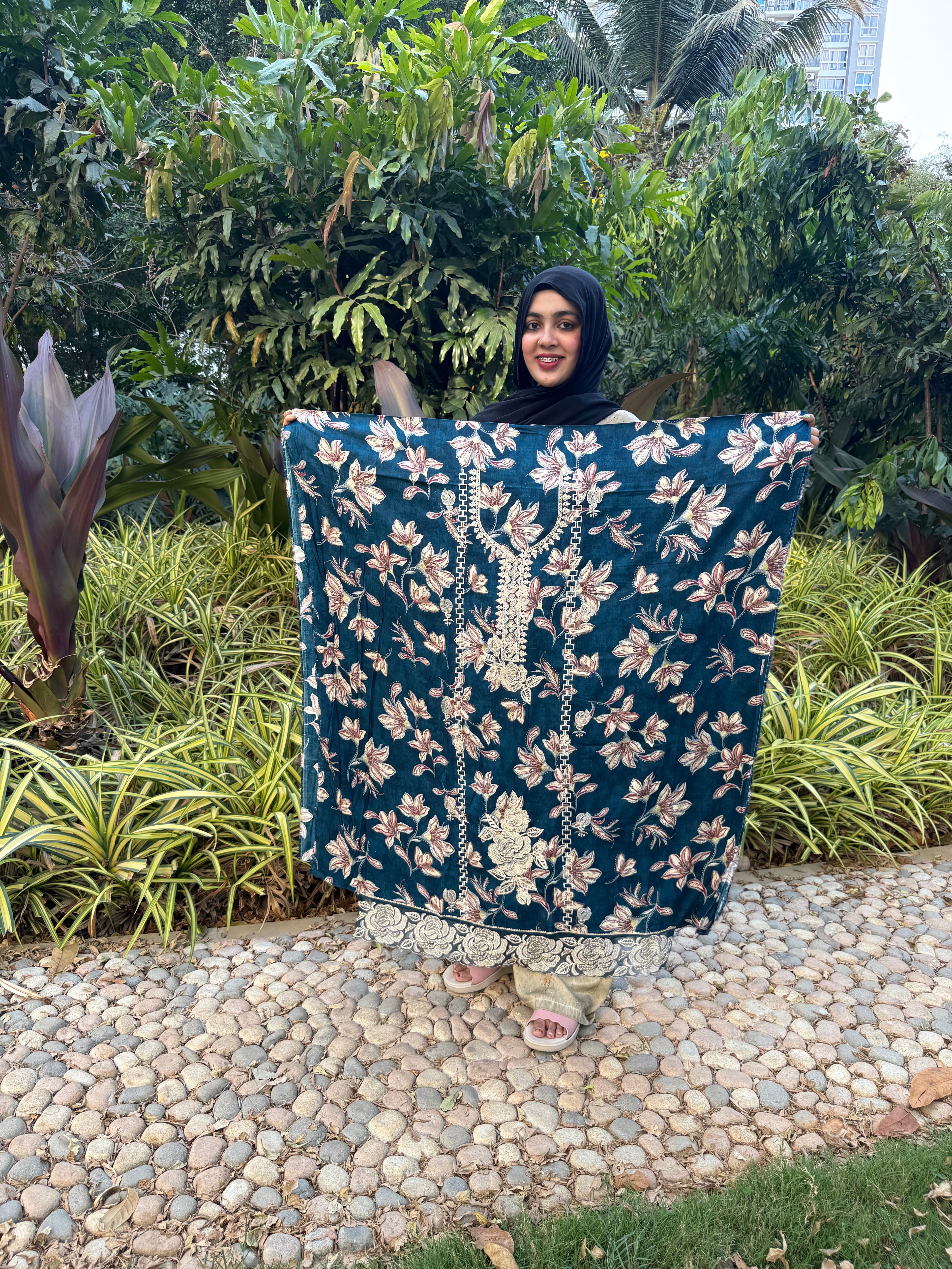 Elviraan Heritage Embroidered Unstitched Suit