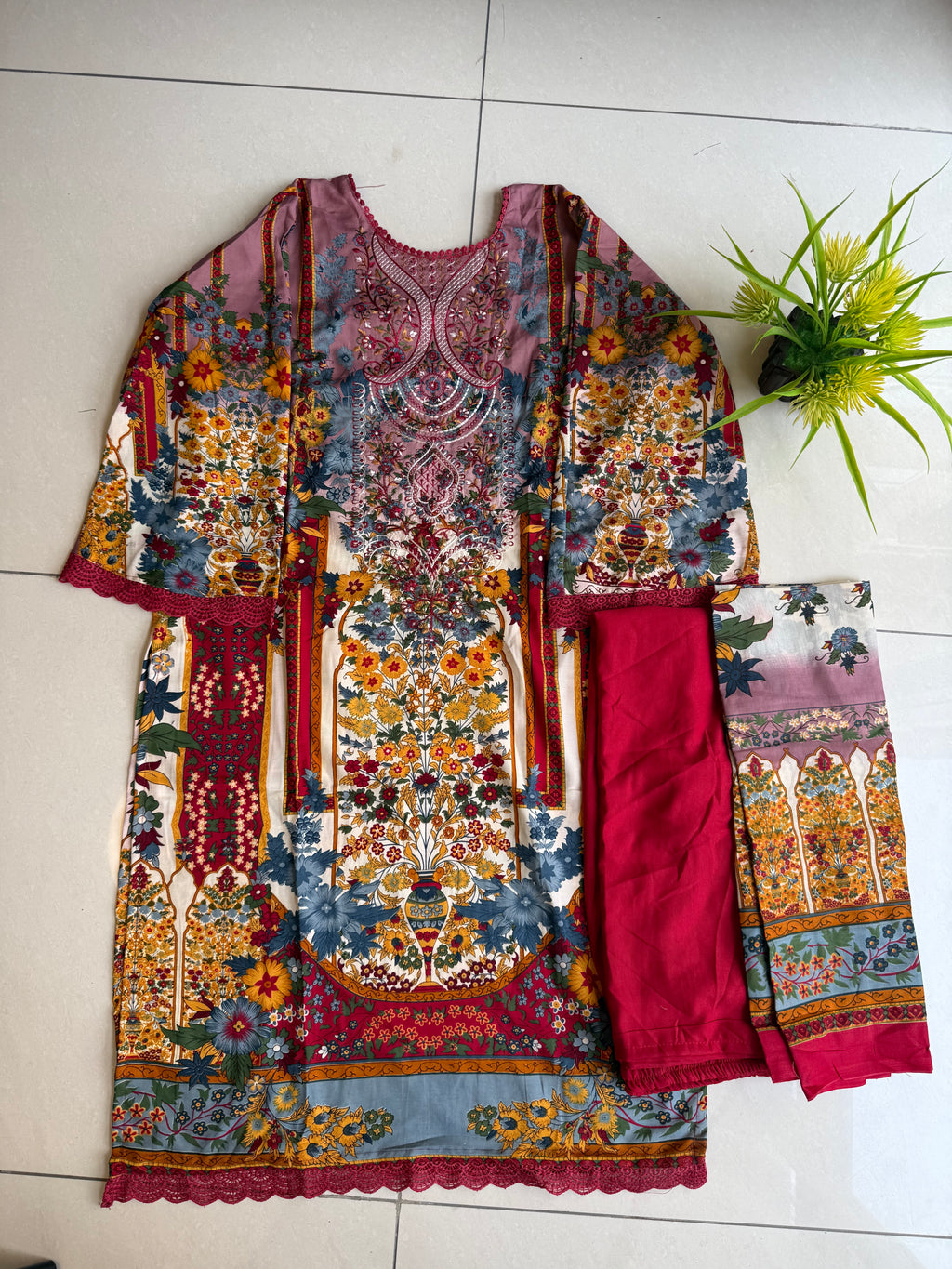 Pakistani Lawn Suit Rayon