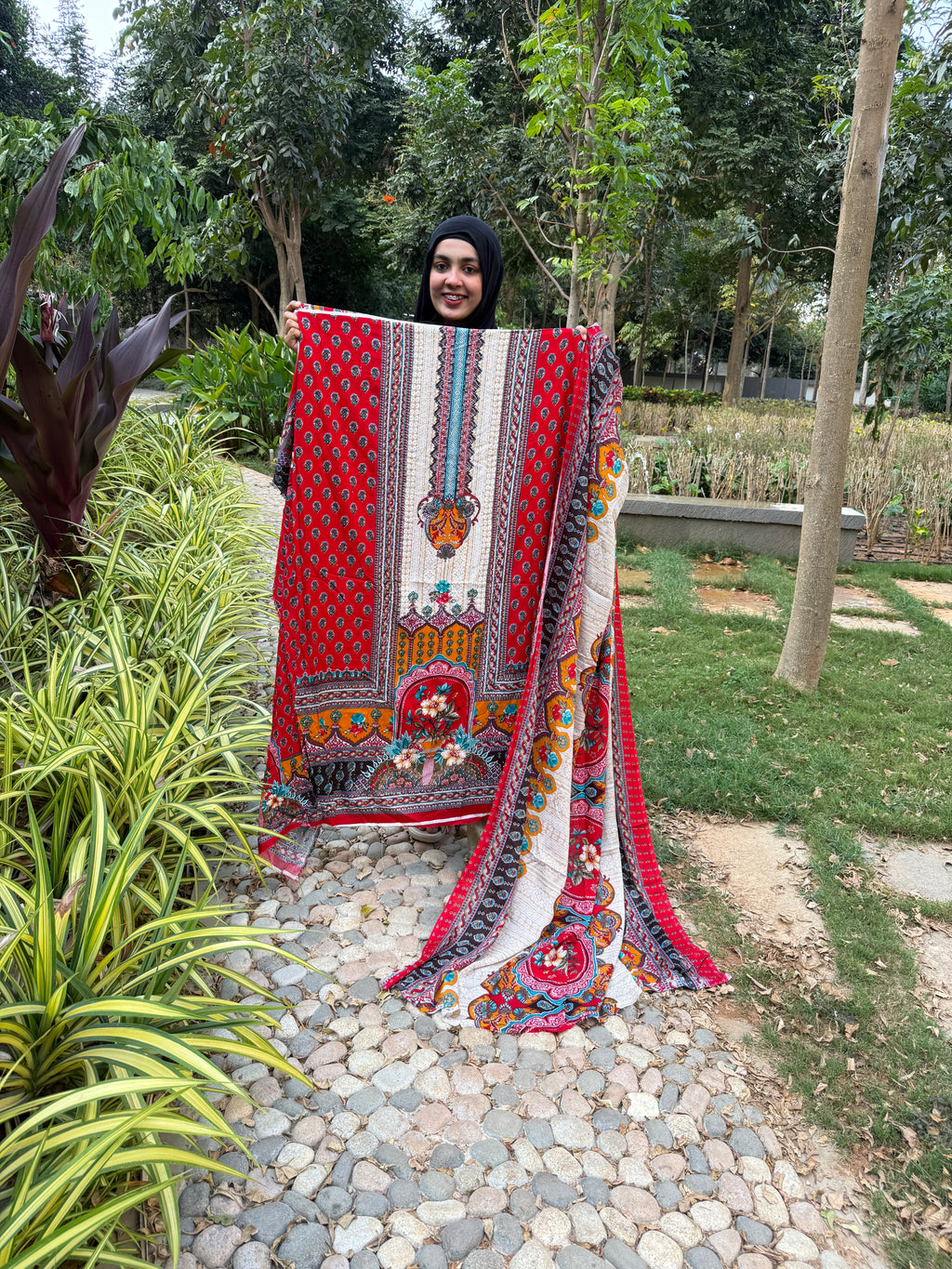 Rich crimson red - heritage prints (unstitched Pakistani outfit)