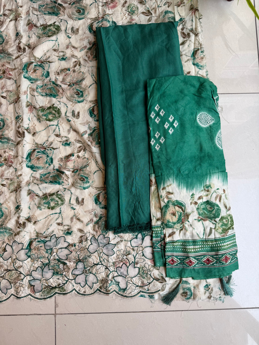 Lameesa unstitched suit