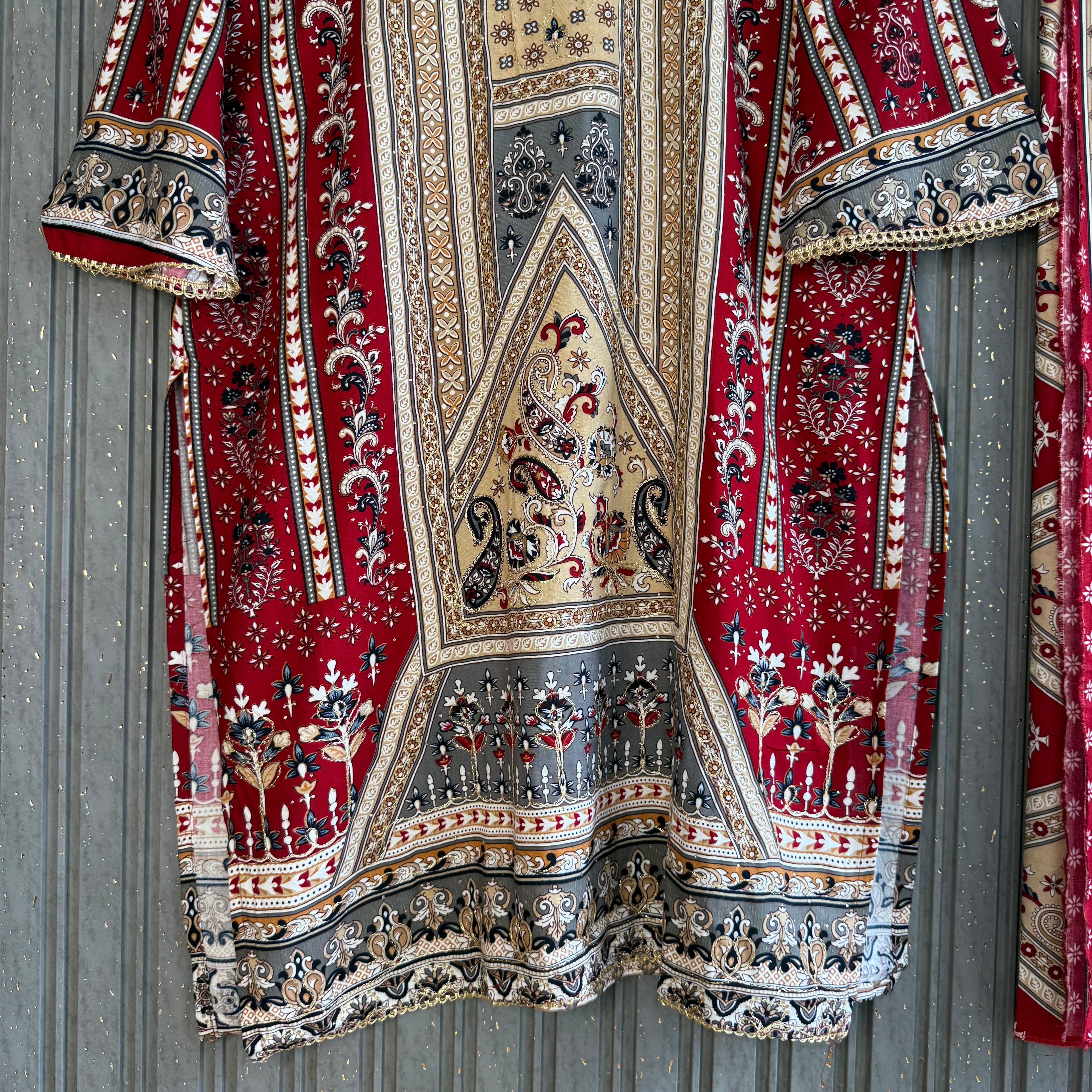 Zavianah Pakistani suit