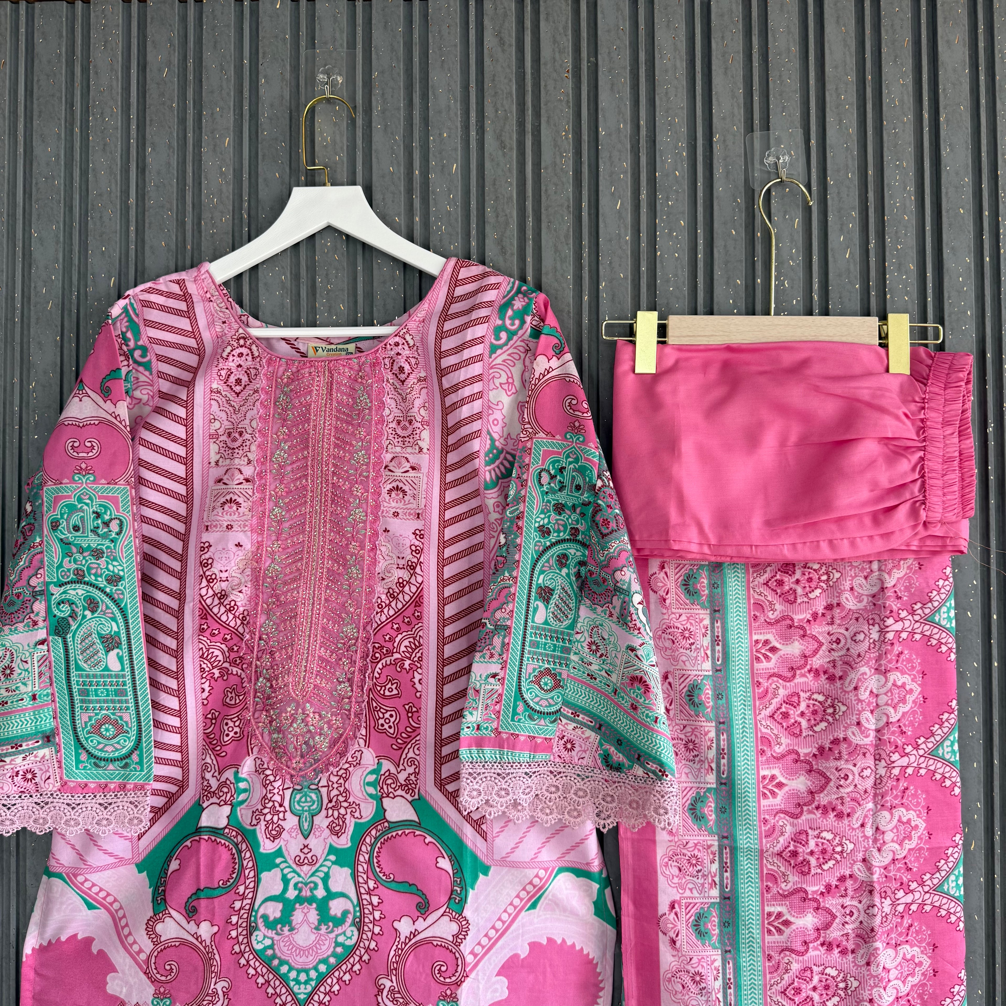 Sana batool pakistani lawn edit