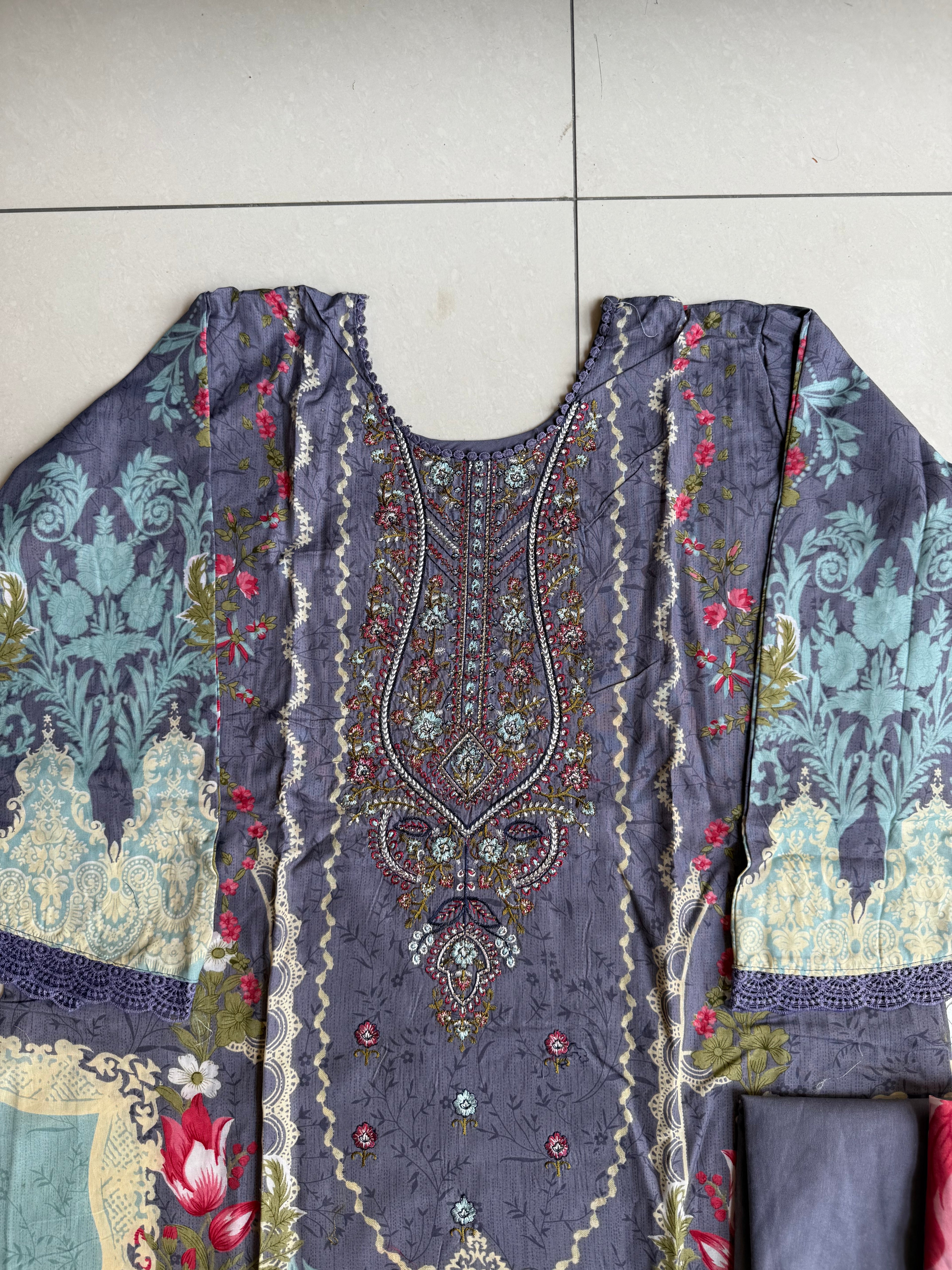 Pakistani cotton lawn suit in 3Xl