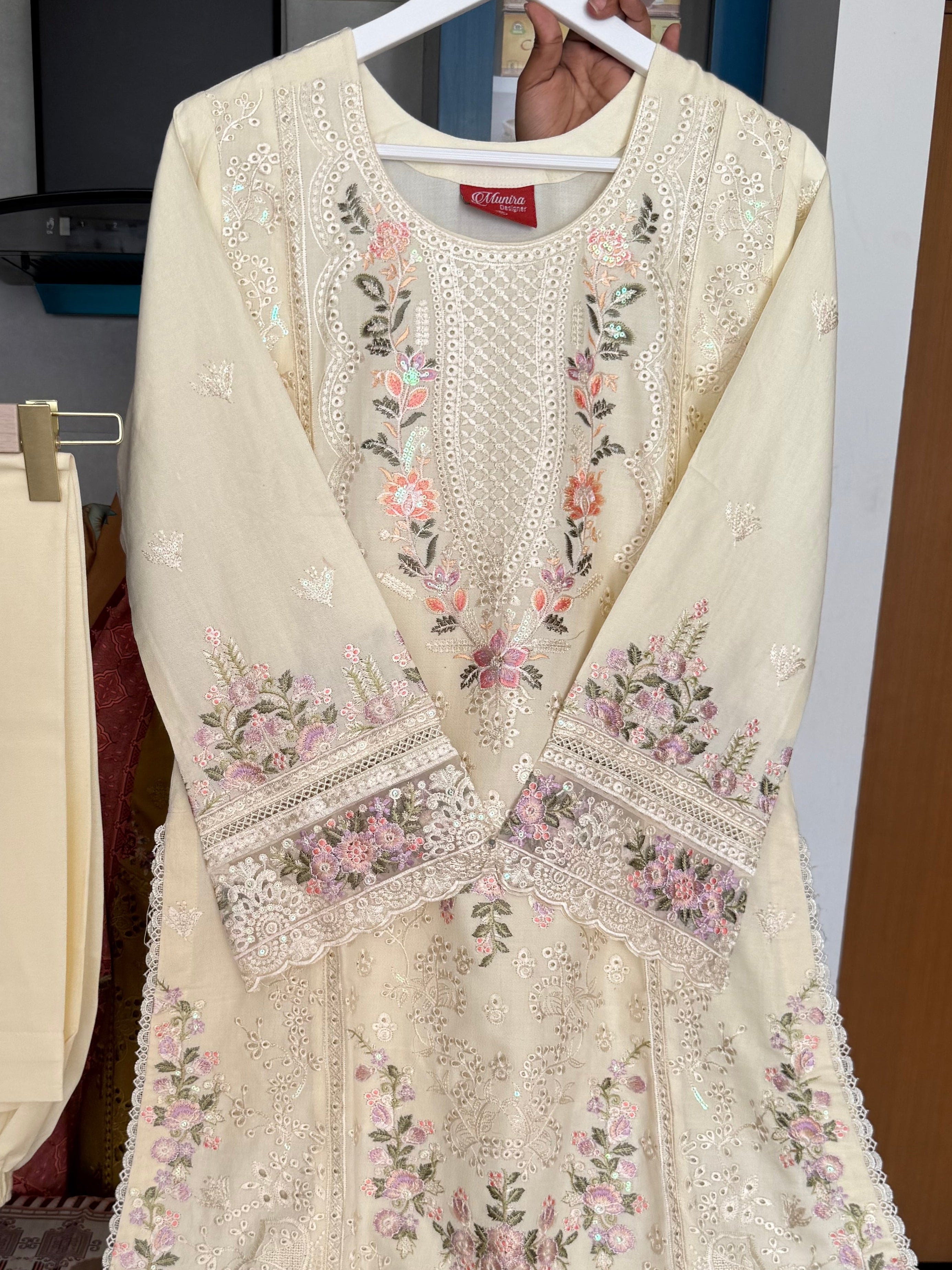 Munira Designer: Pastel-Embroidered Cream Linen Ensemble