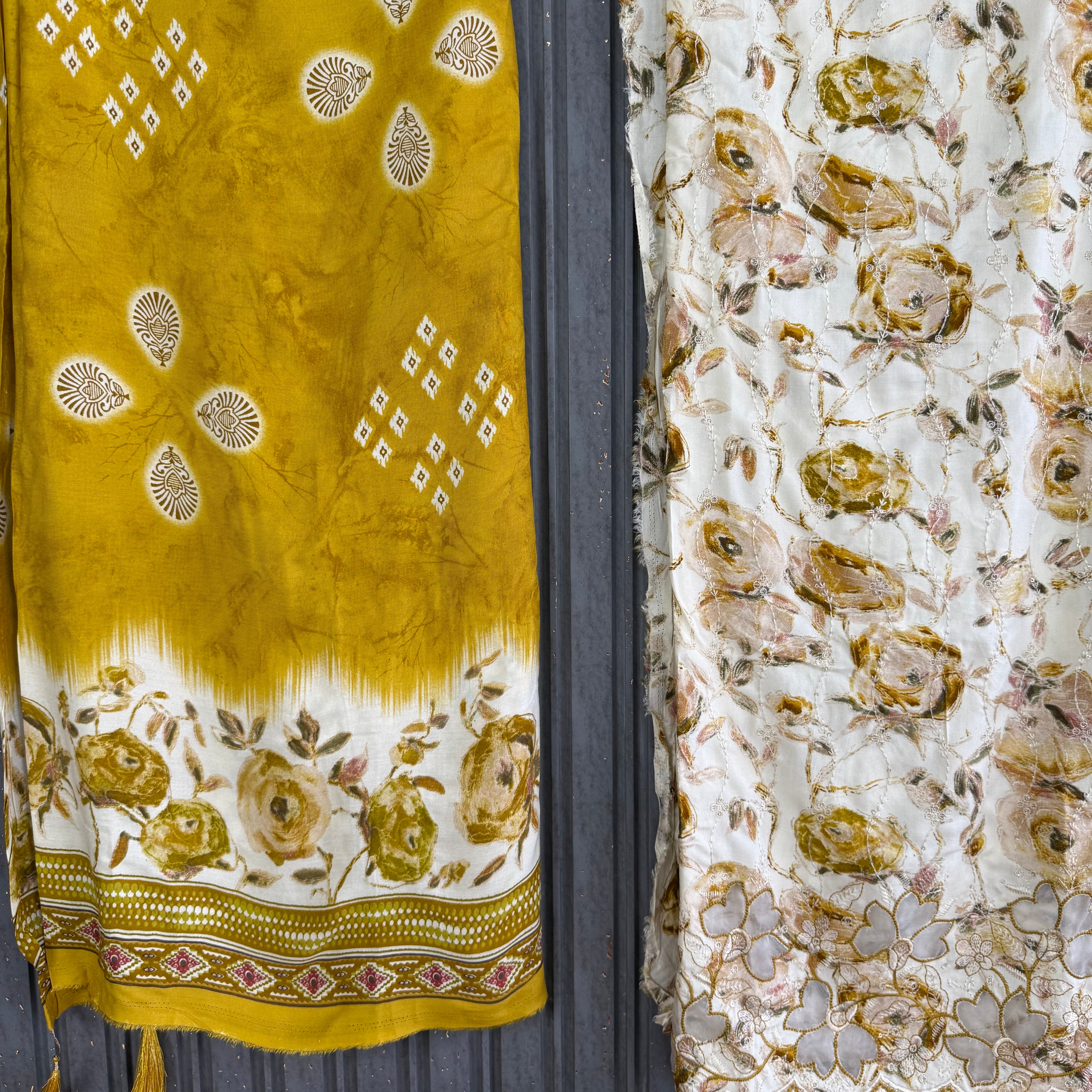 Tooba daqami unstitched suit