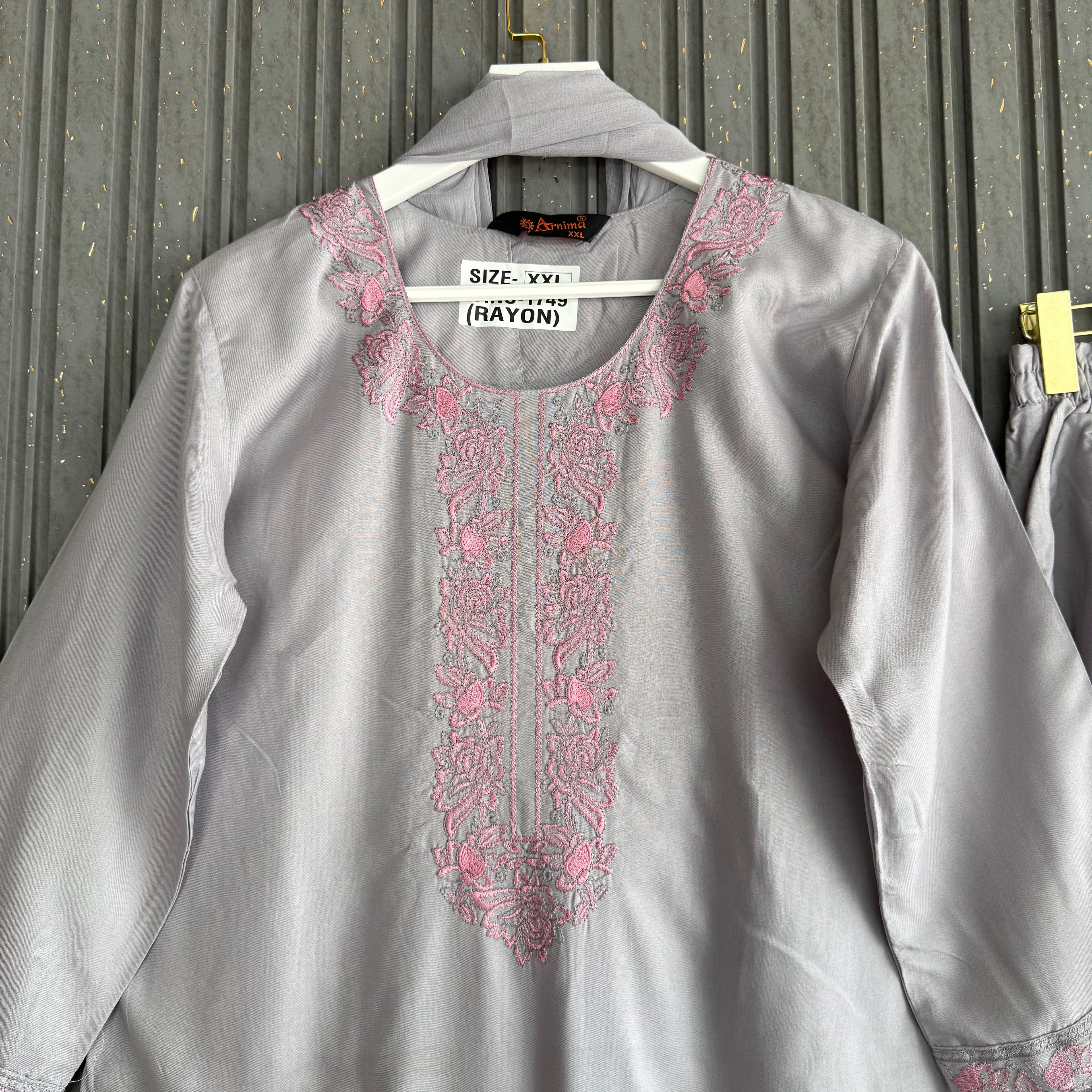 Savera Pakistani suit