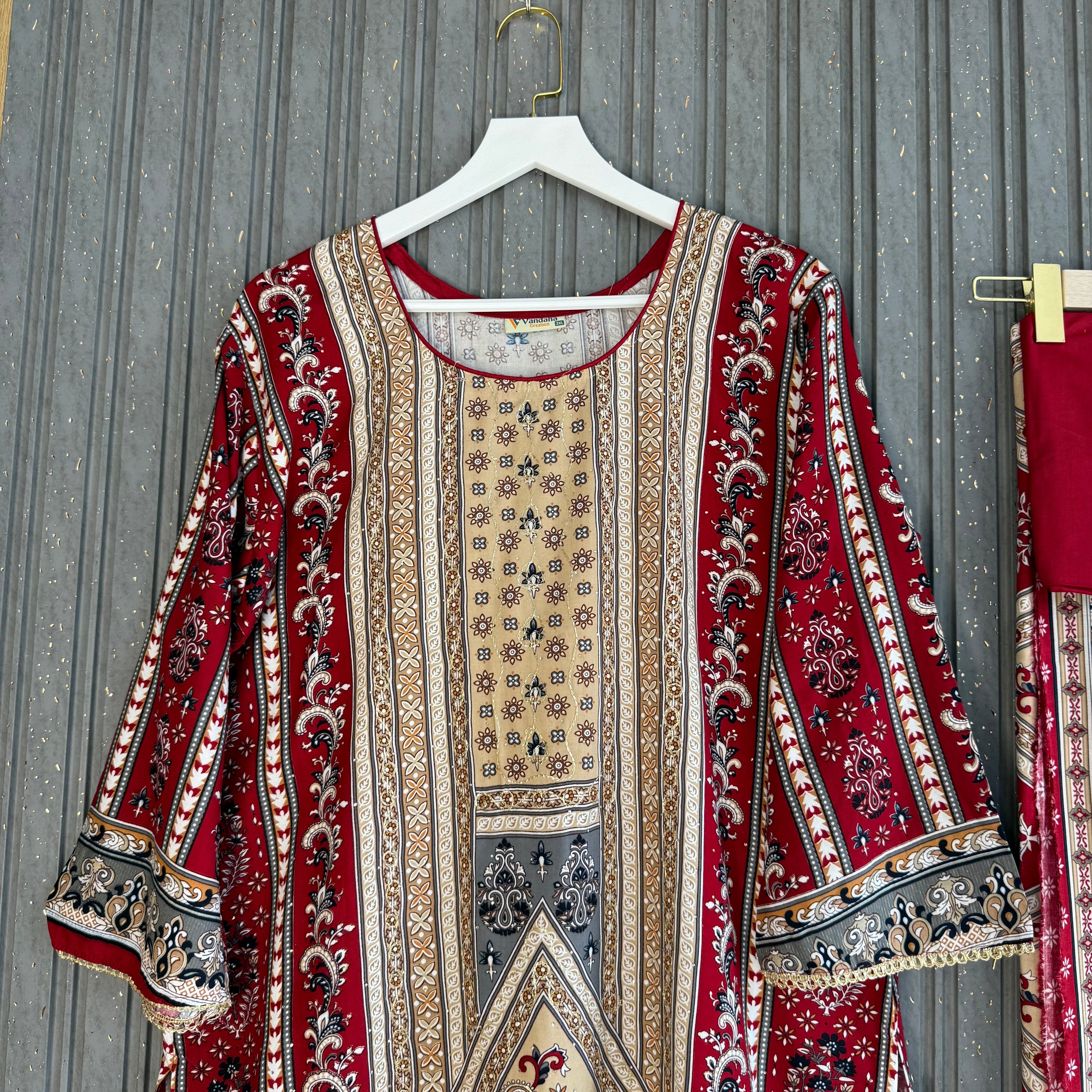 Zavianah Pakistani suit