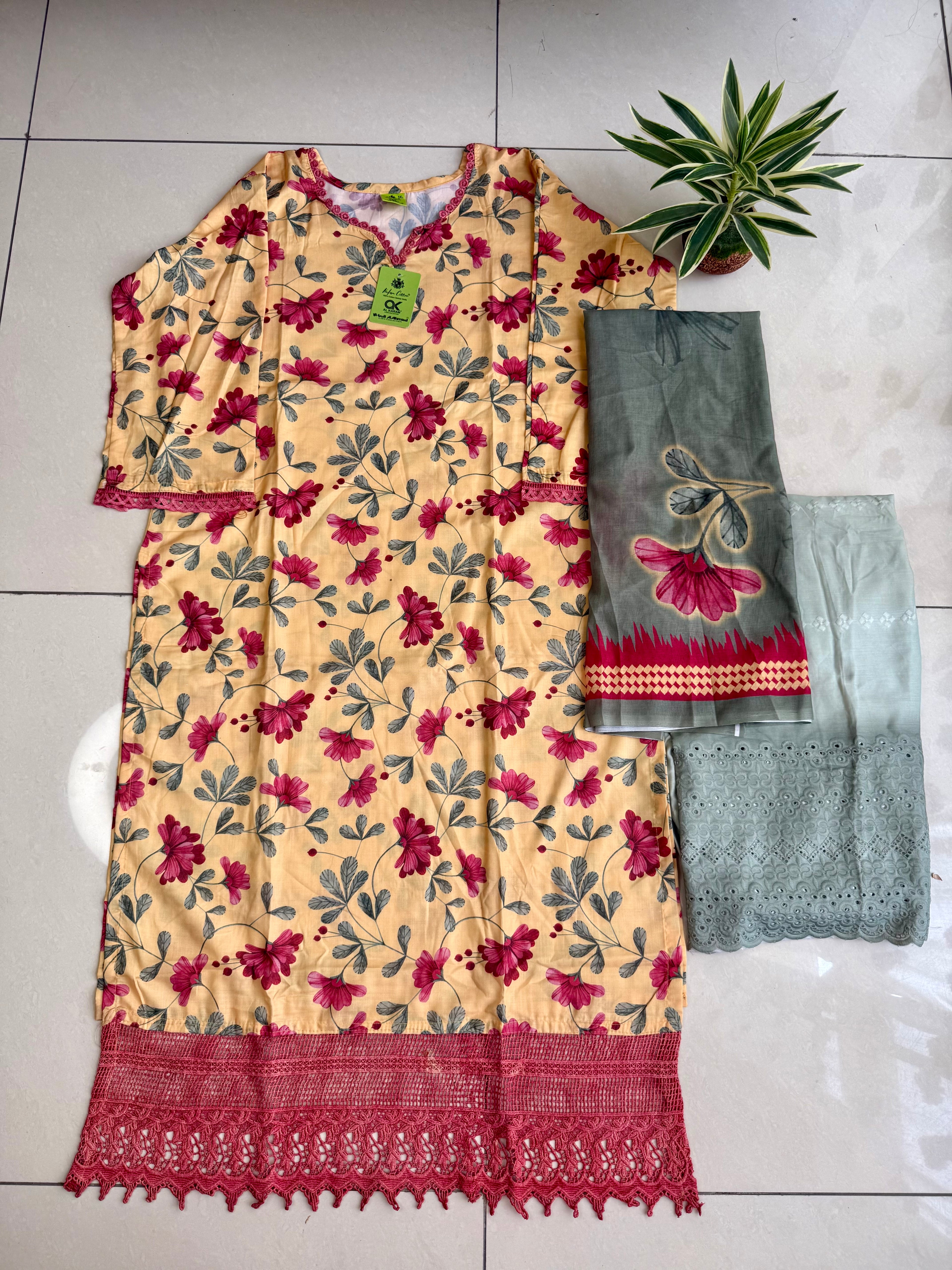 Mal Cotton Pakistani Suit