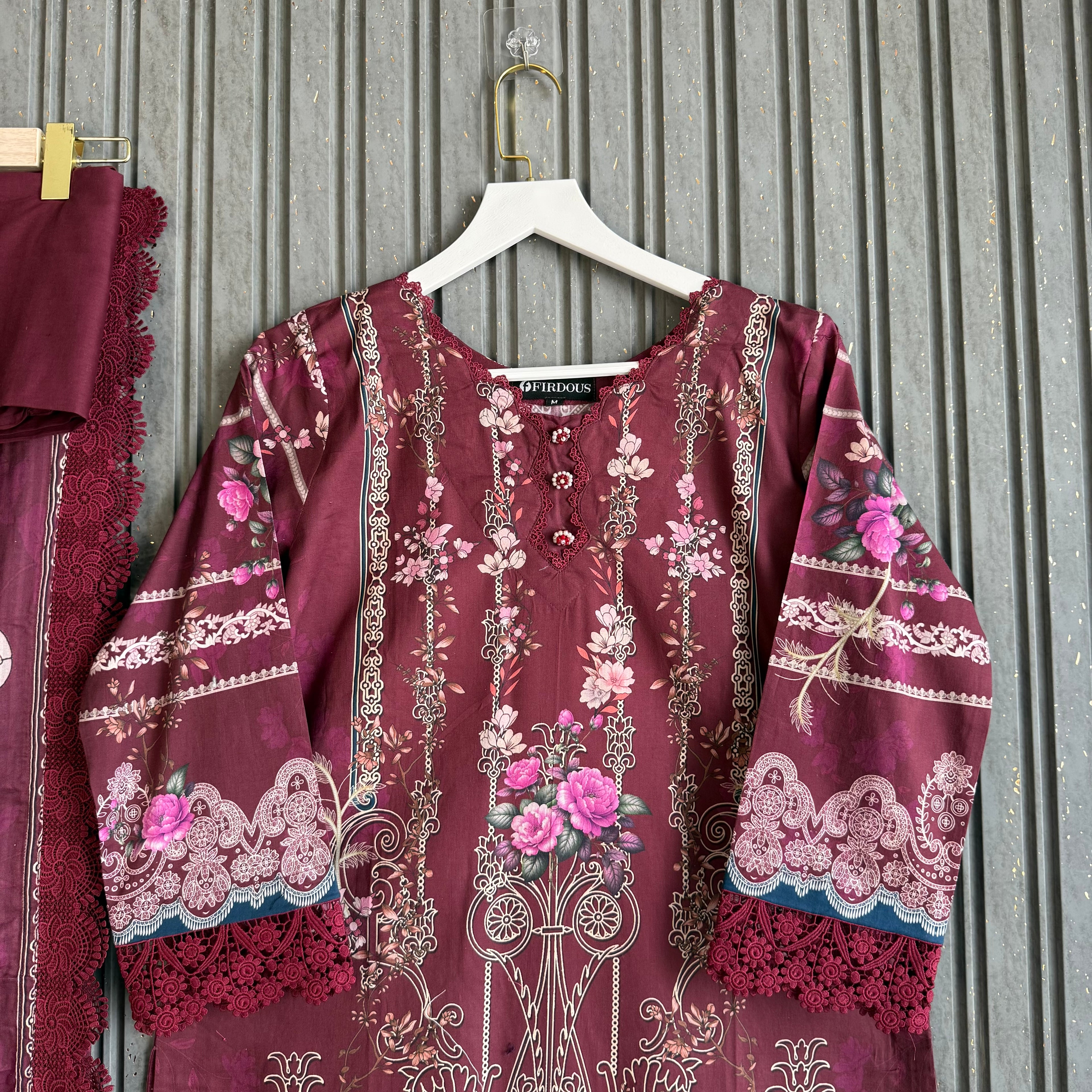 Zenaira Pakistani lawn suit