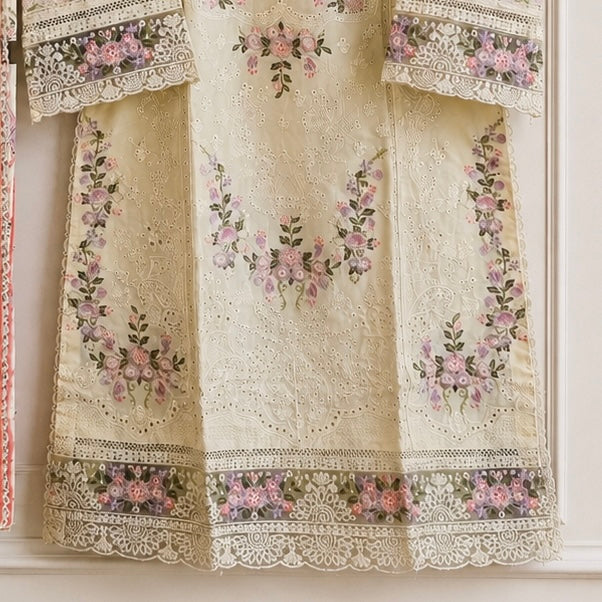 Ayesha Gul Pakistani luxe