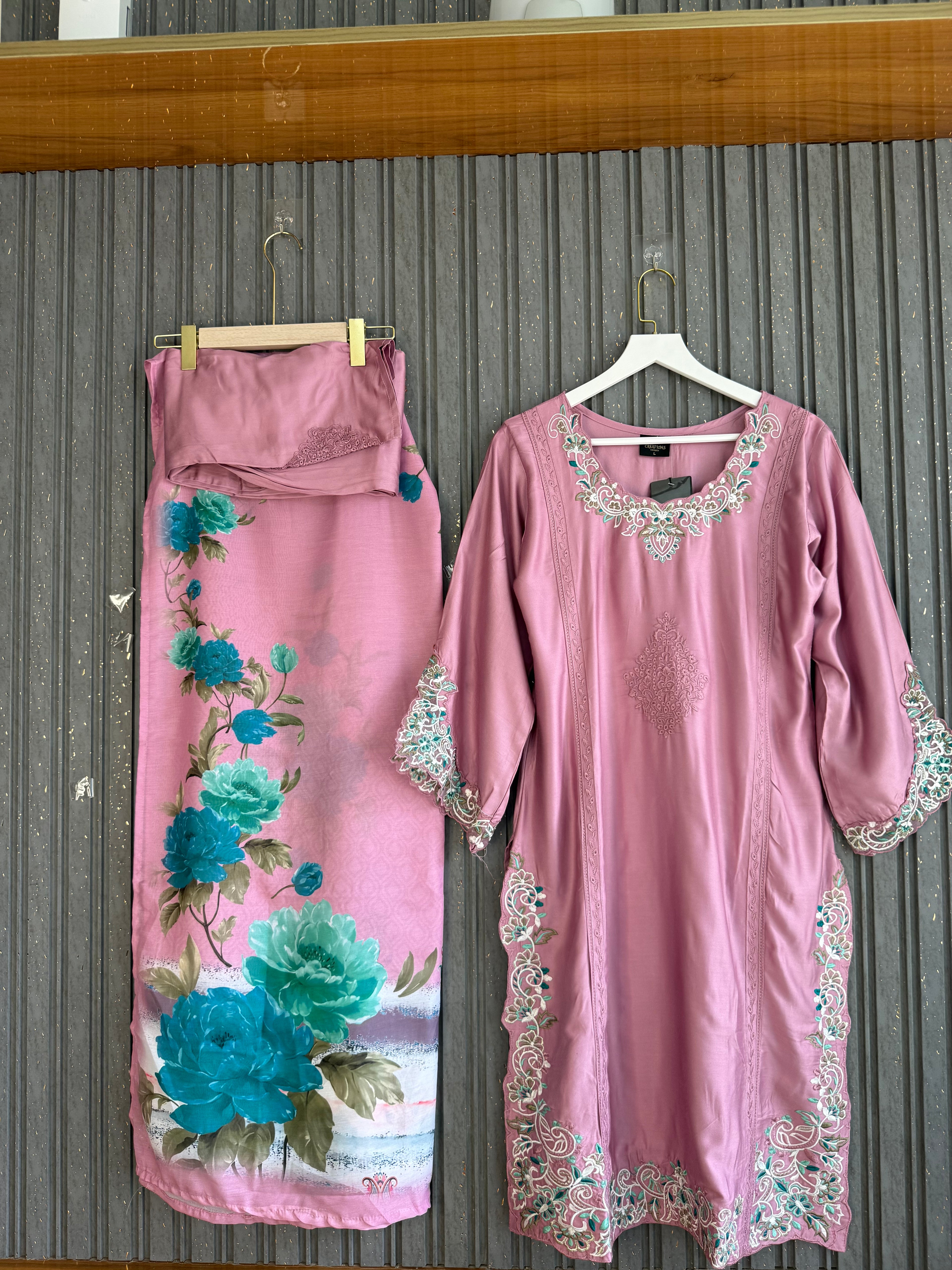 Hareem Pakistani rayon suit