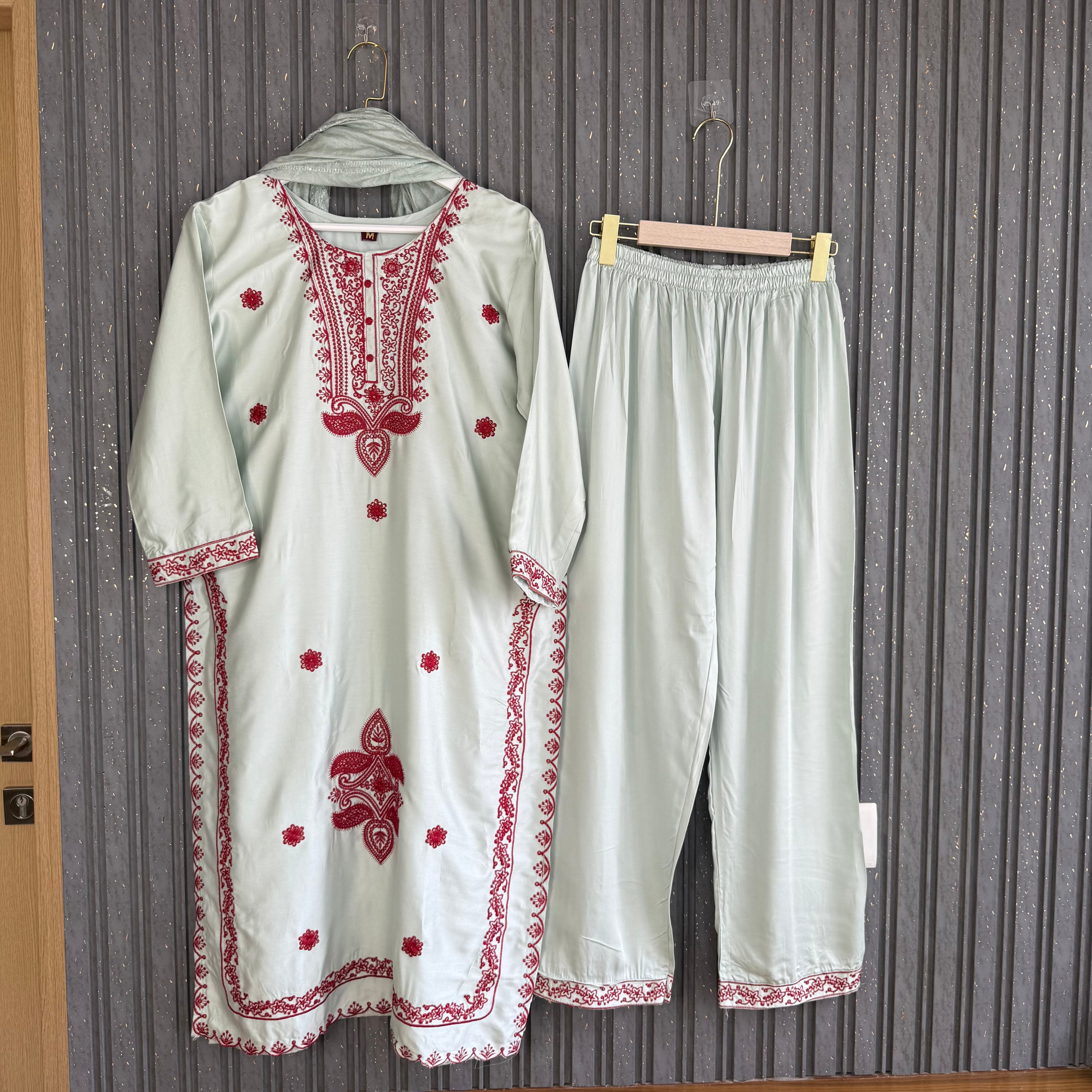 Meenaz rayon suit