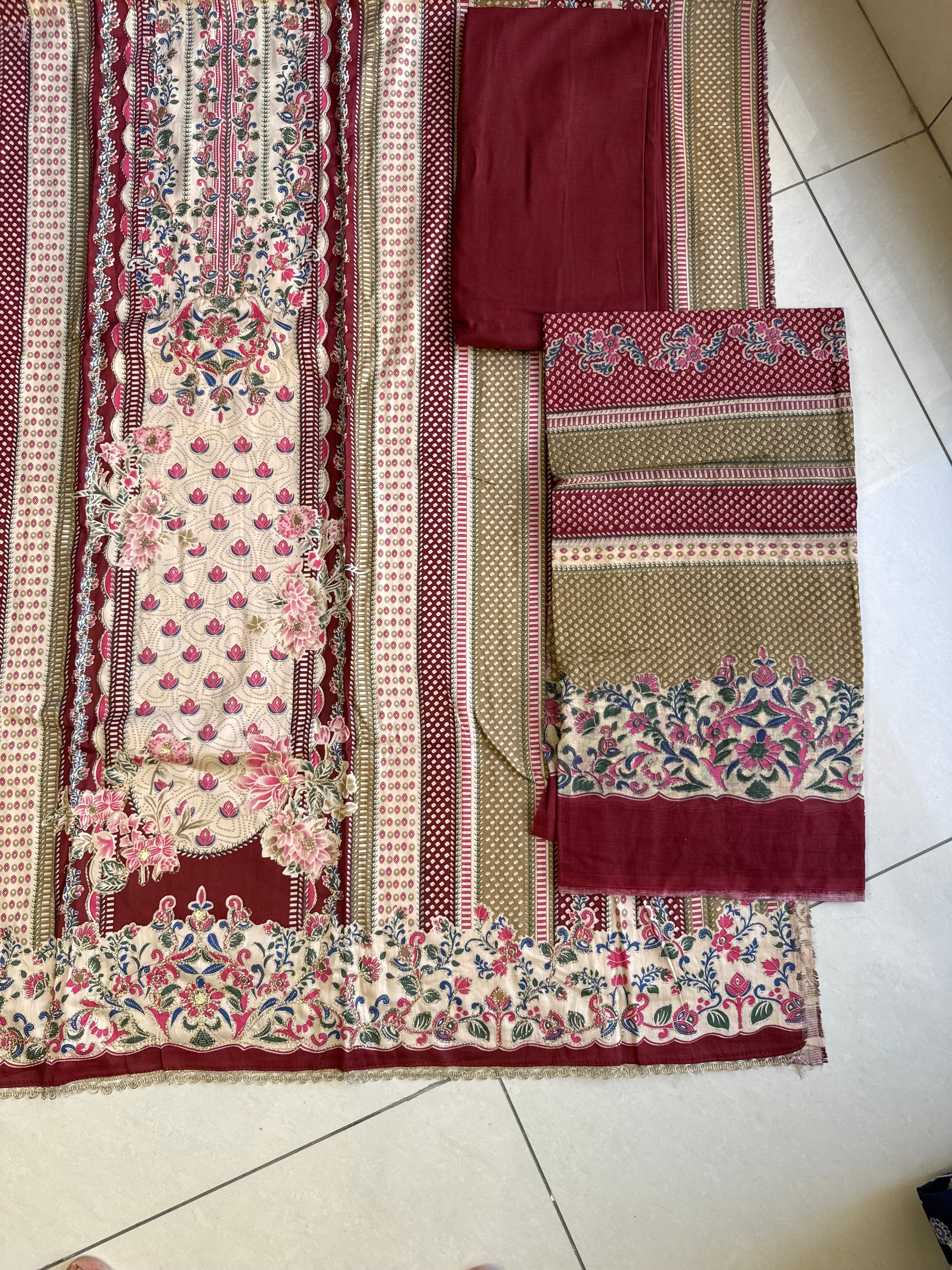 Hamdan Unstitched Suit