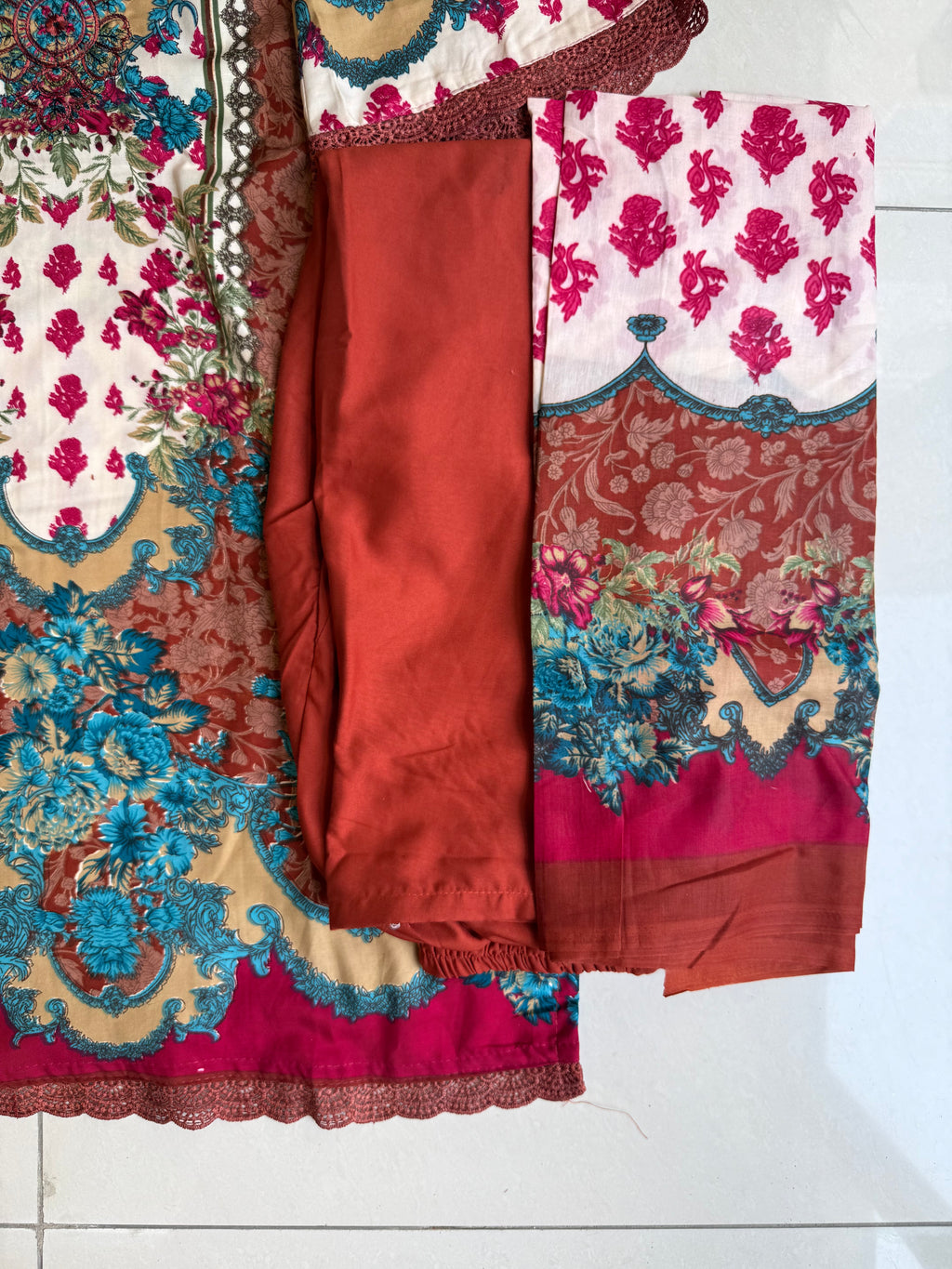 Pakistani Lawn Suit Rayon