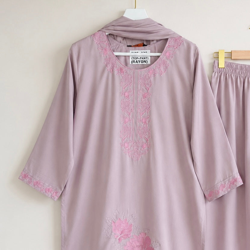 Rahja pakistani suit