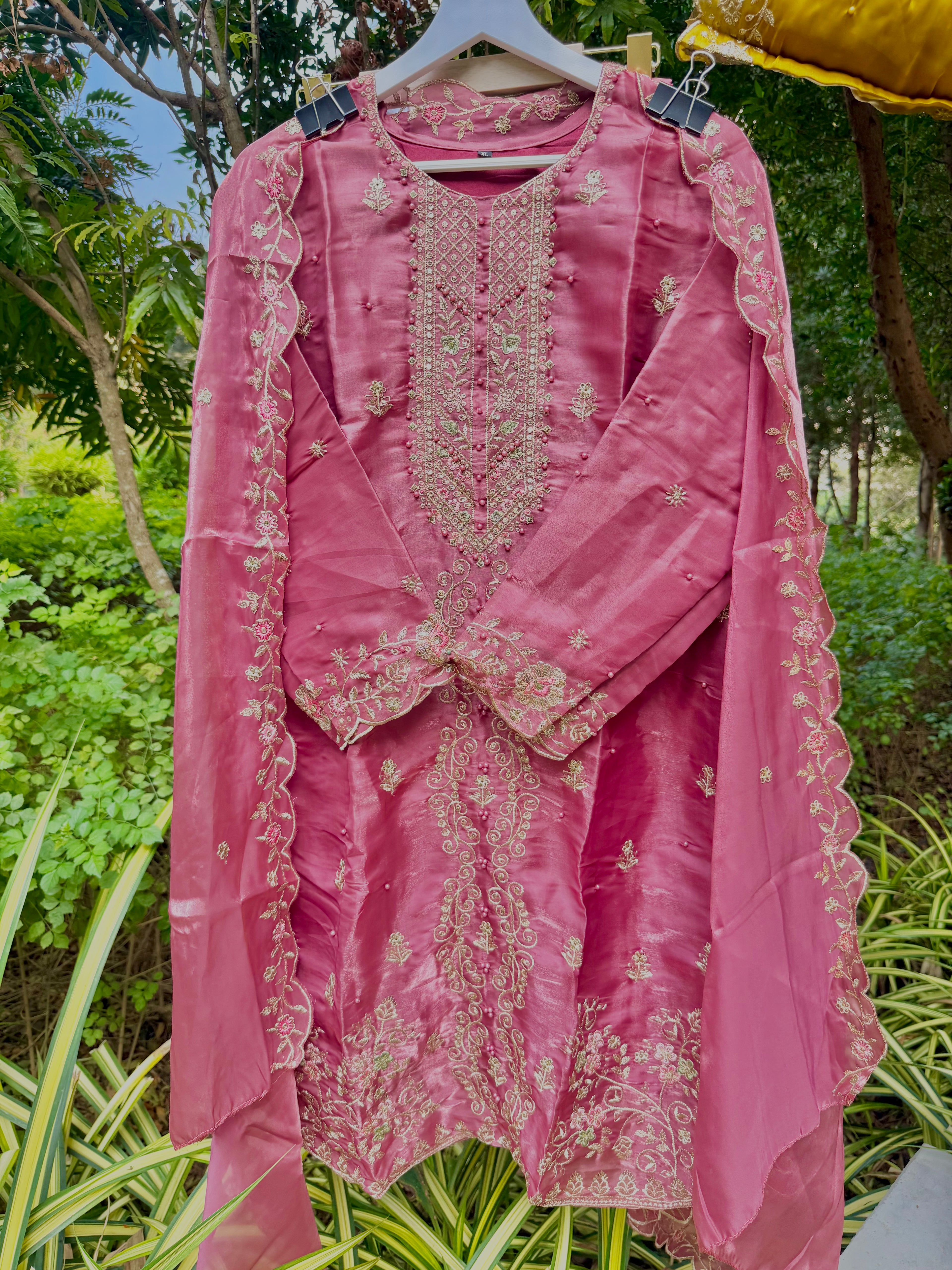 Serinique Eid outfits