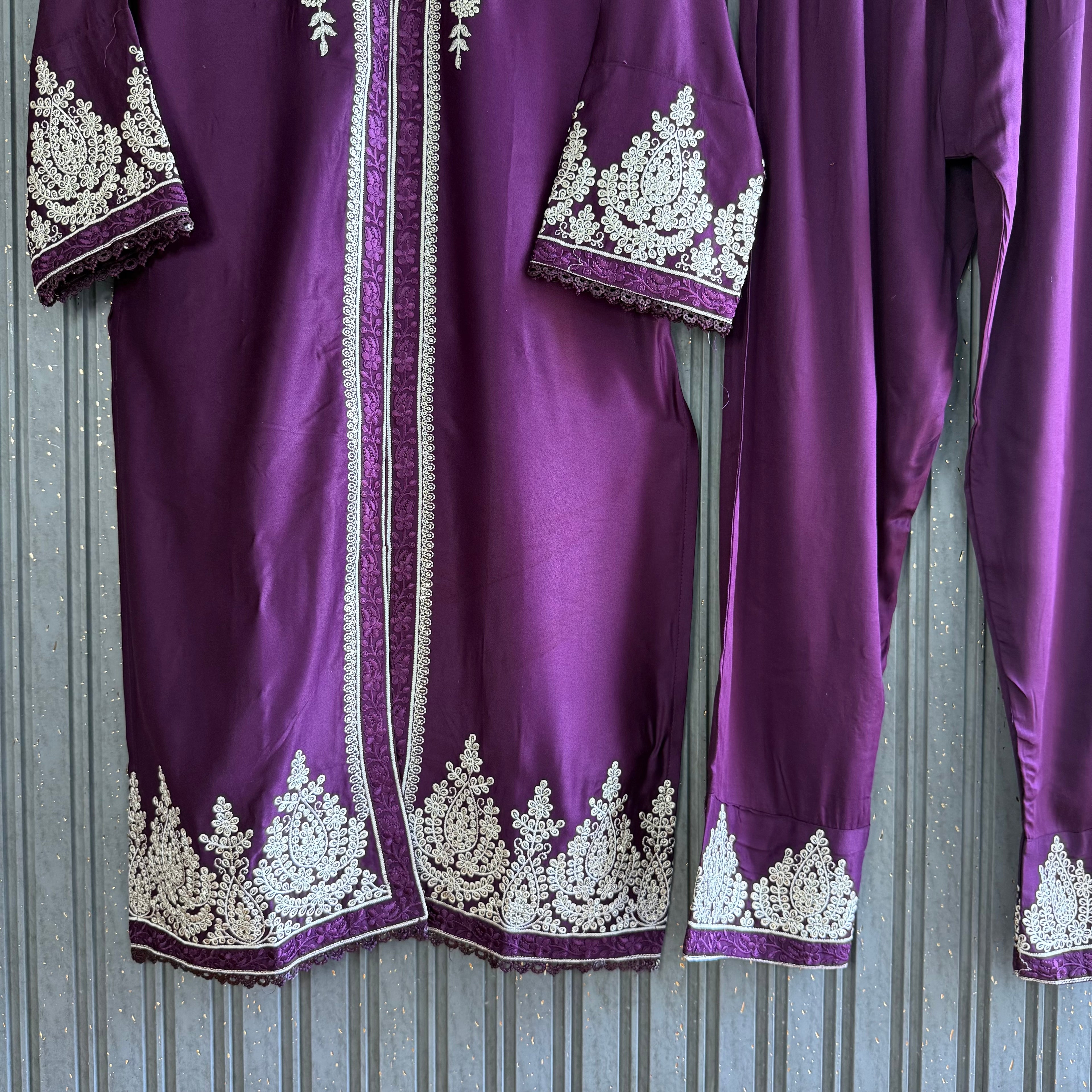 Yashma Gill pakistani set