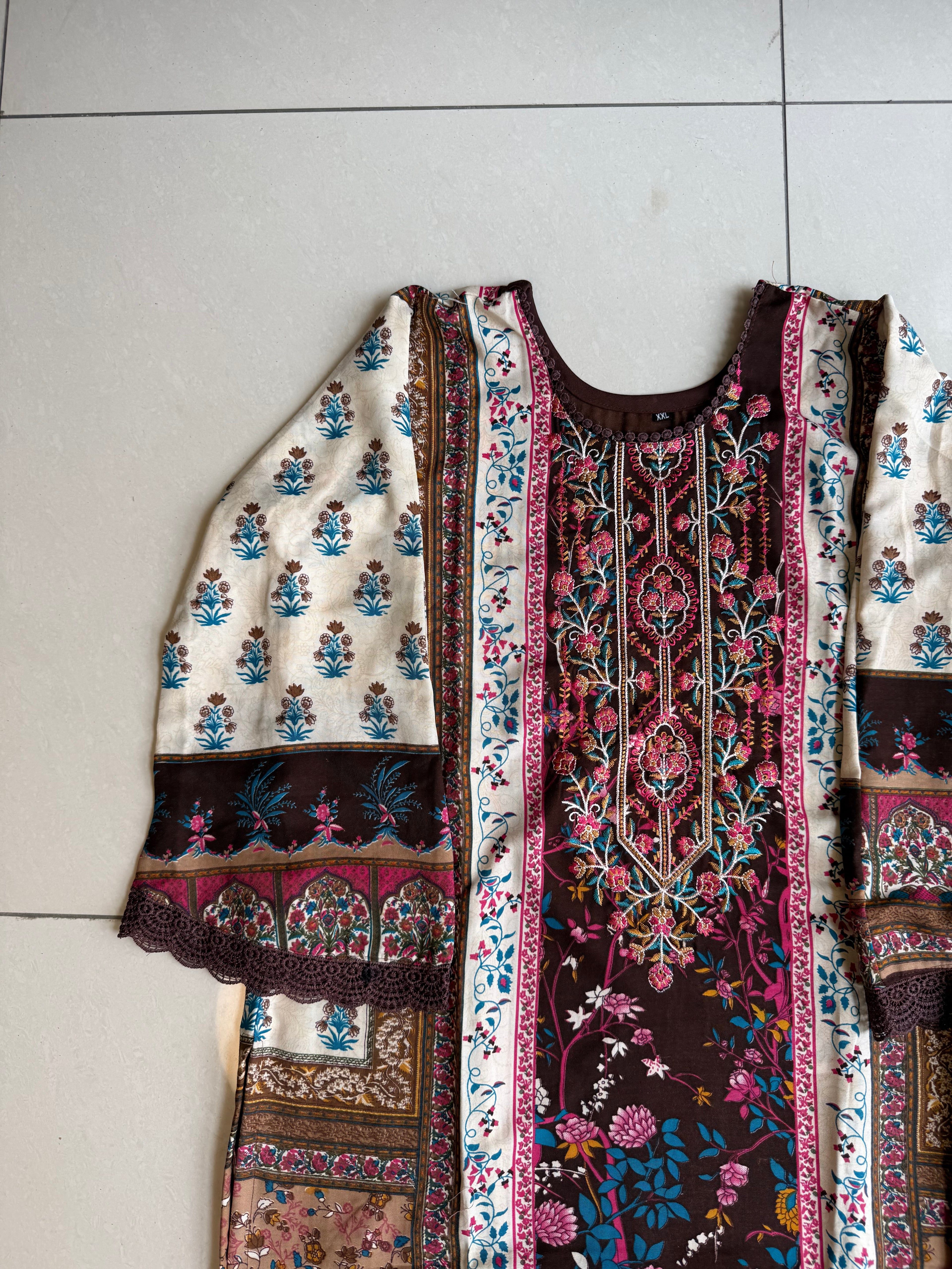 Pakistani Lawn Suit Rayon