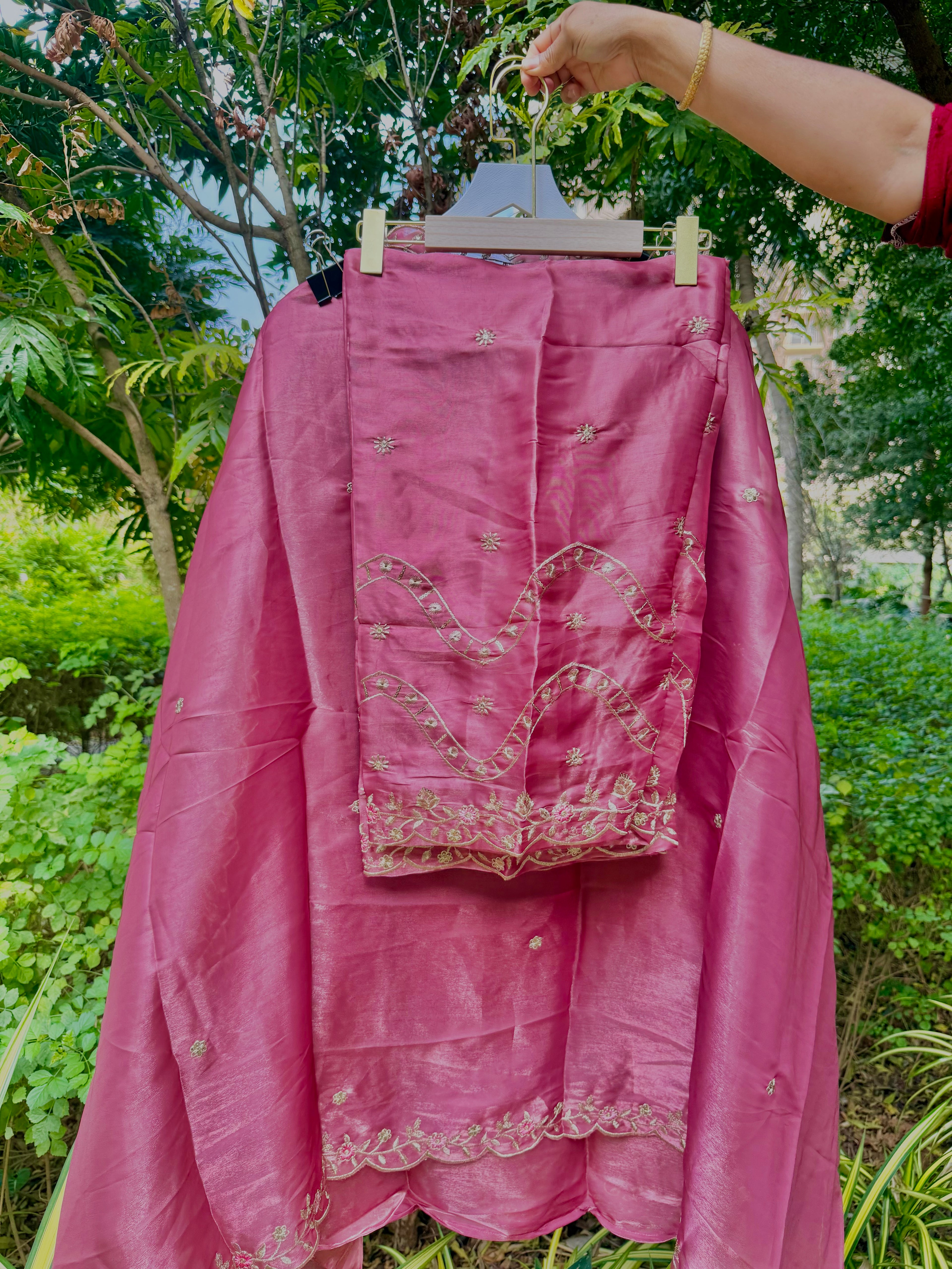 Serinique Eid outfits