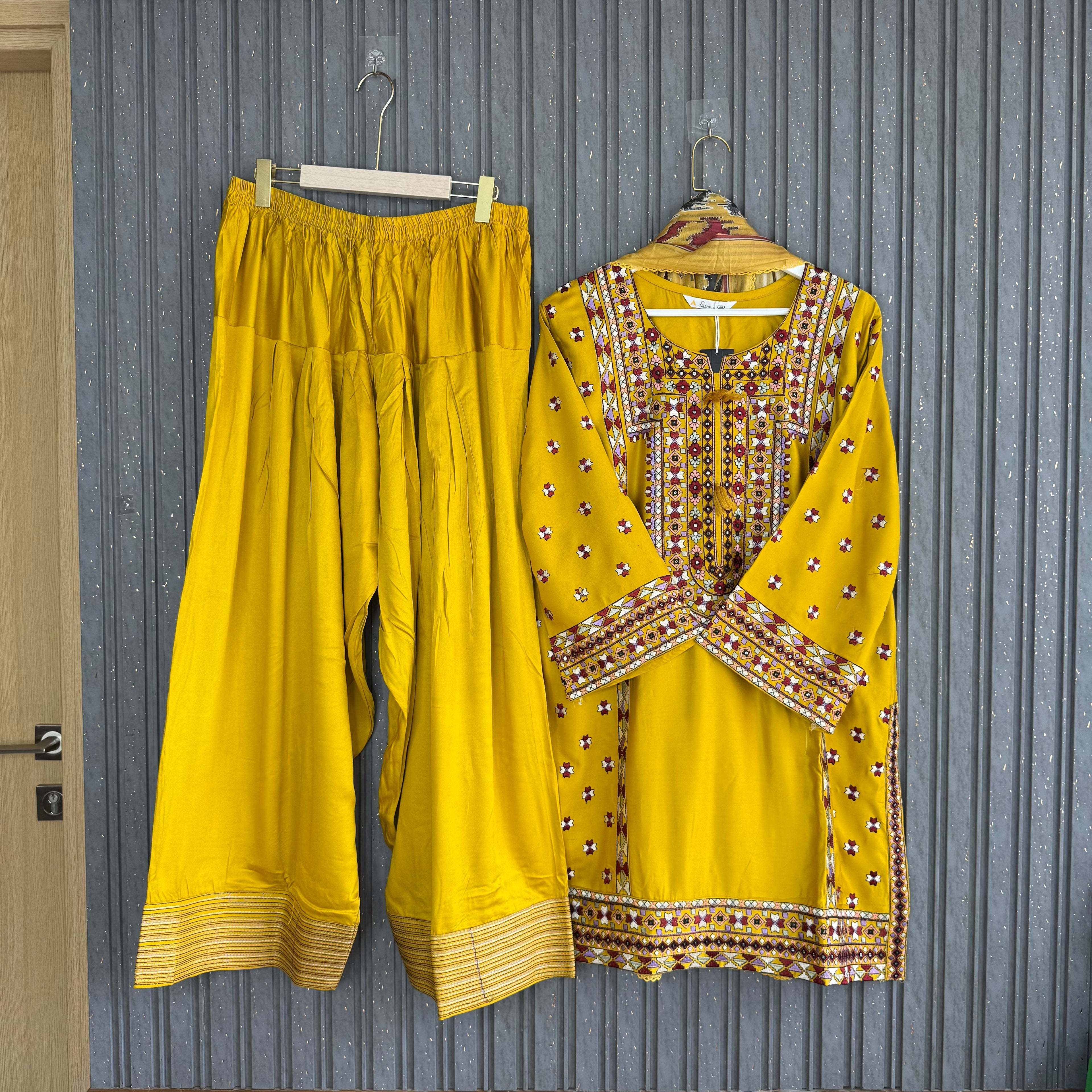Imdaad farshi salwar