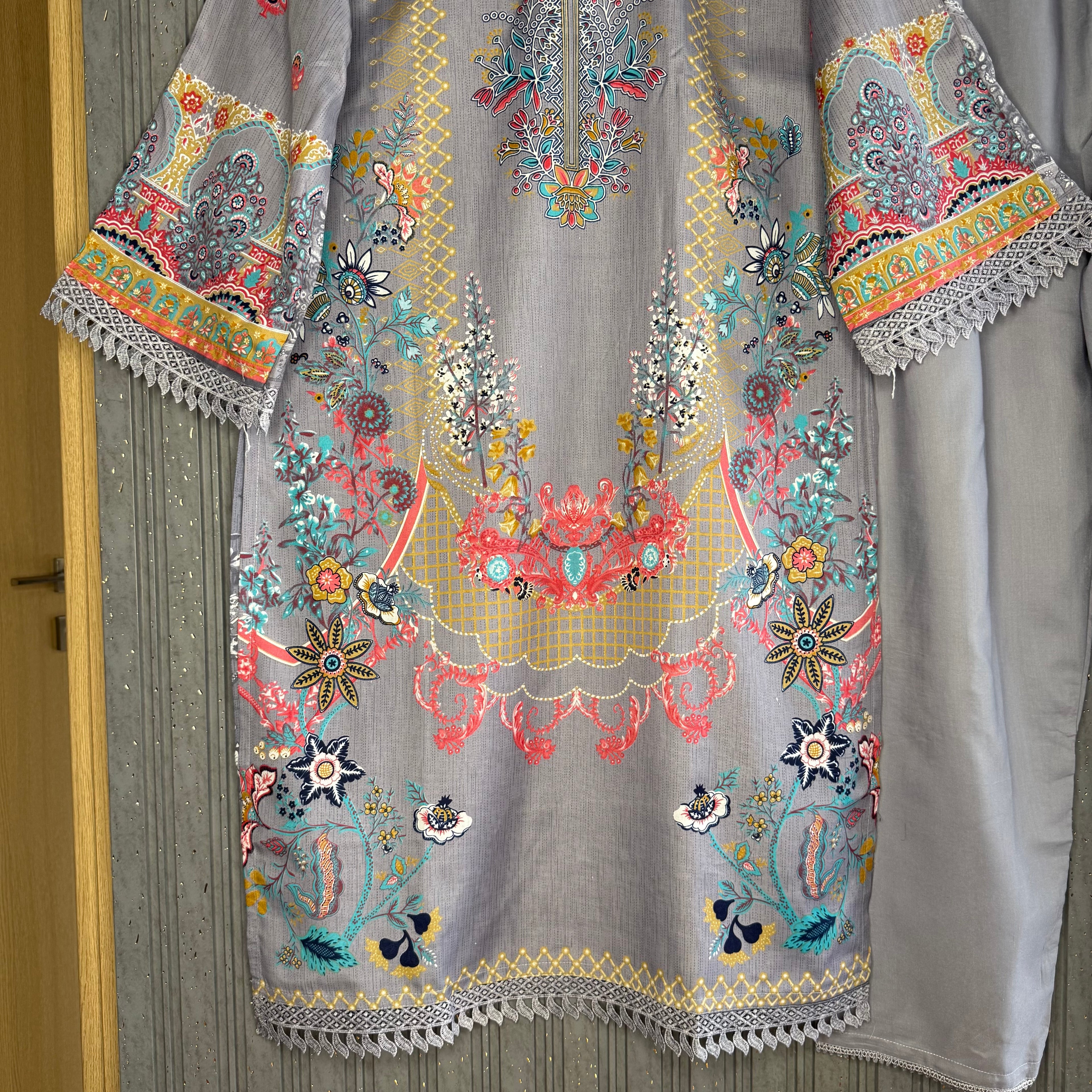 Shumaila Pakistani cotton lawn