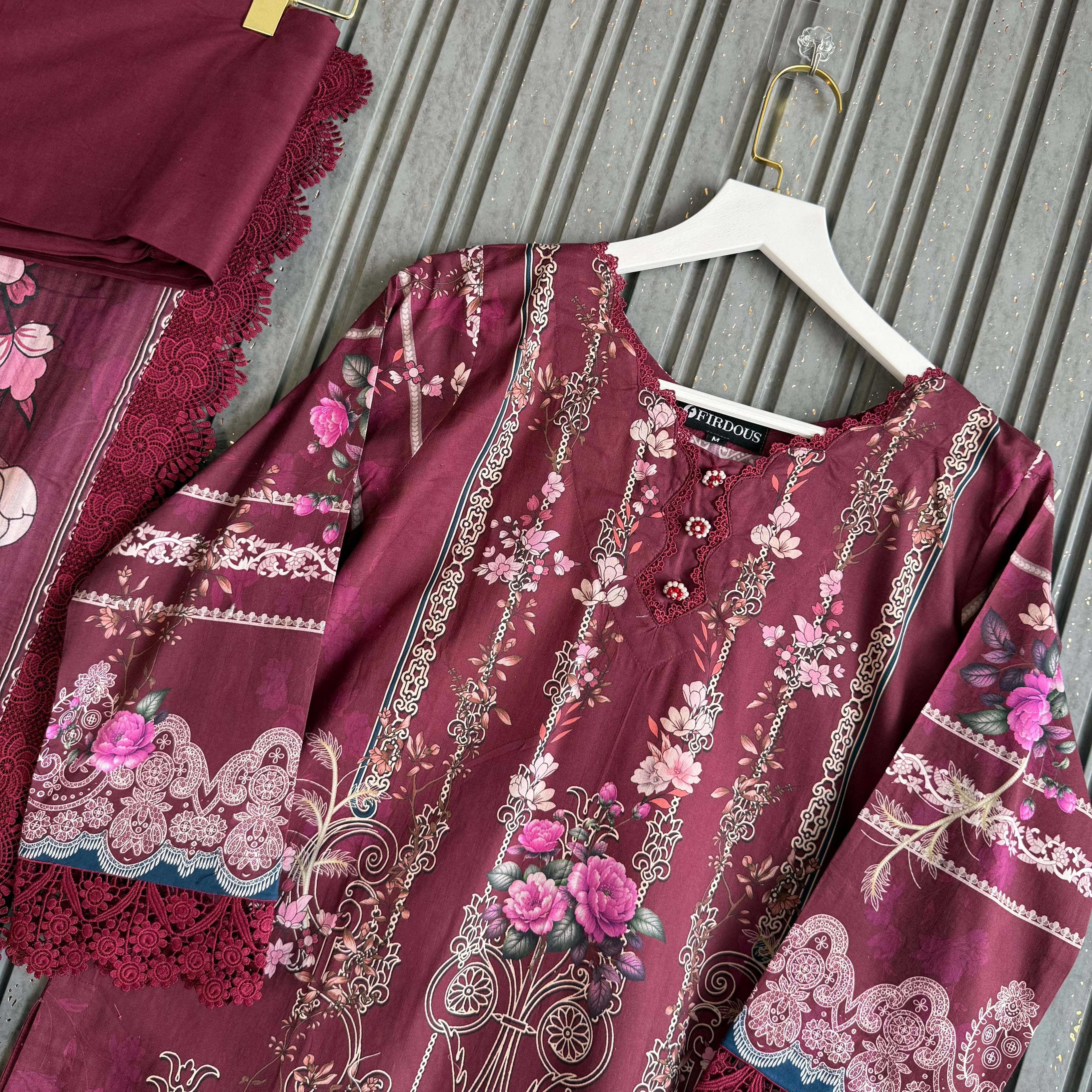 Zenaira Pakistani lawn suit