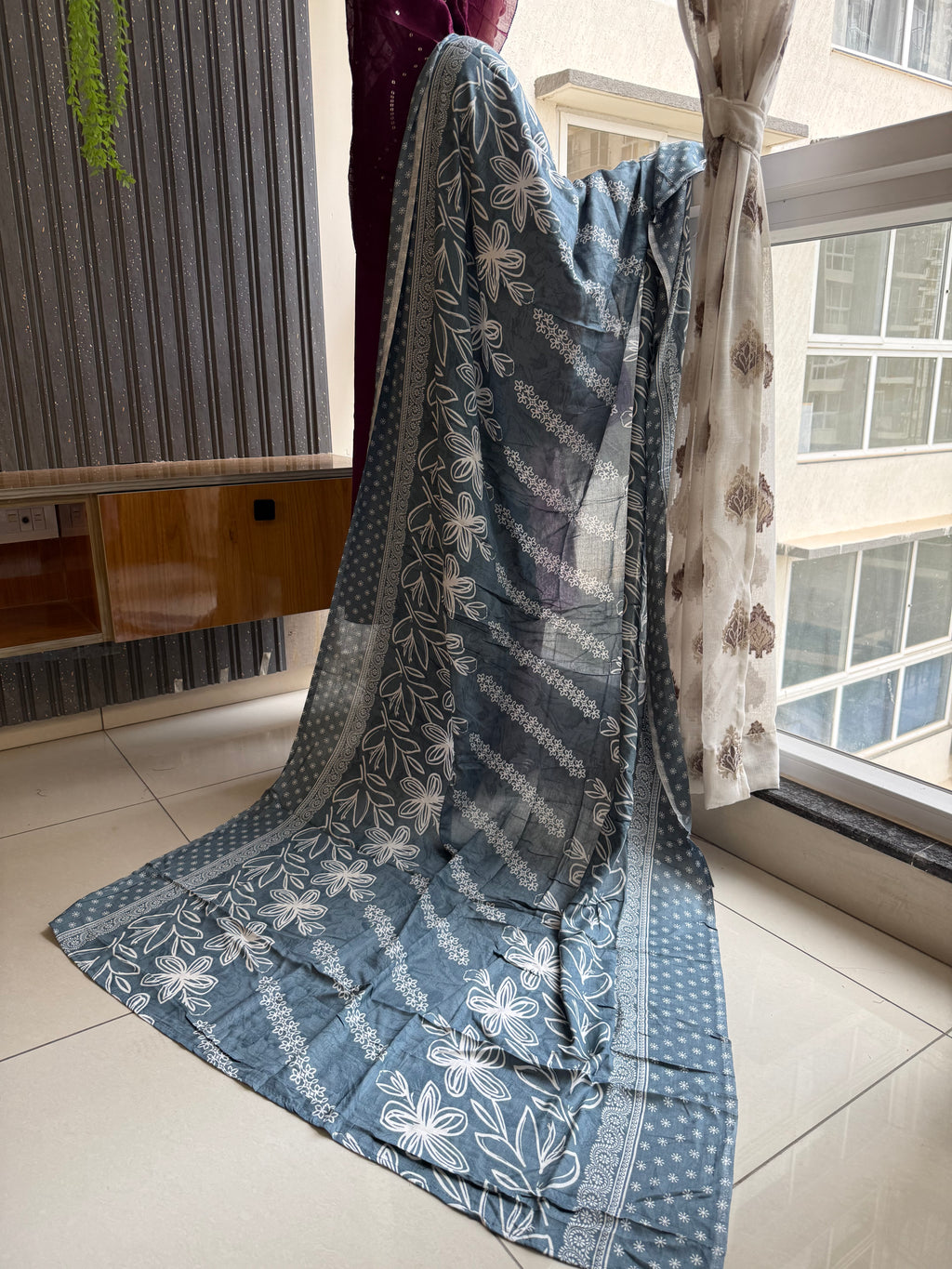 Zamrood Unstitched suit