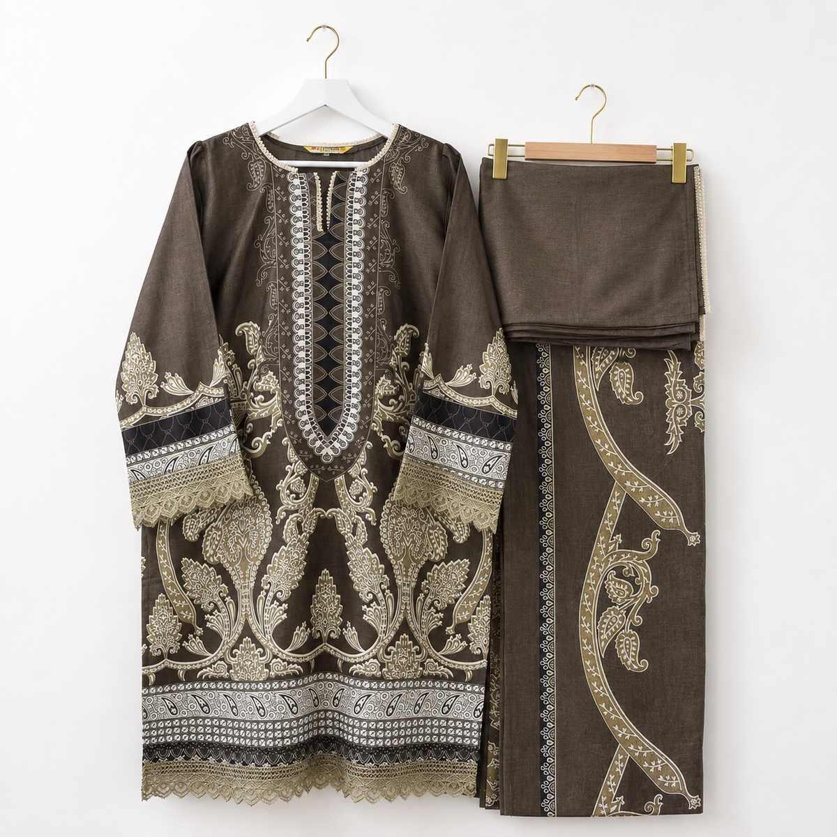 Tehmina durrani pakistani lawn set