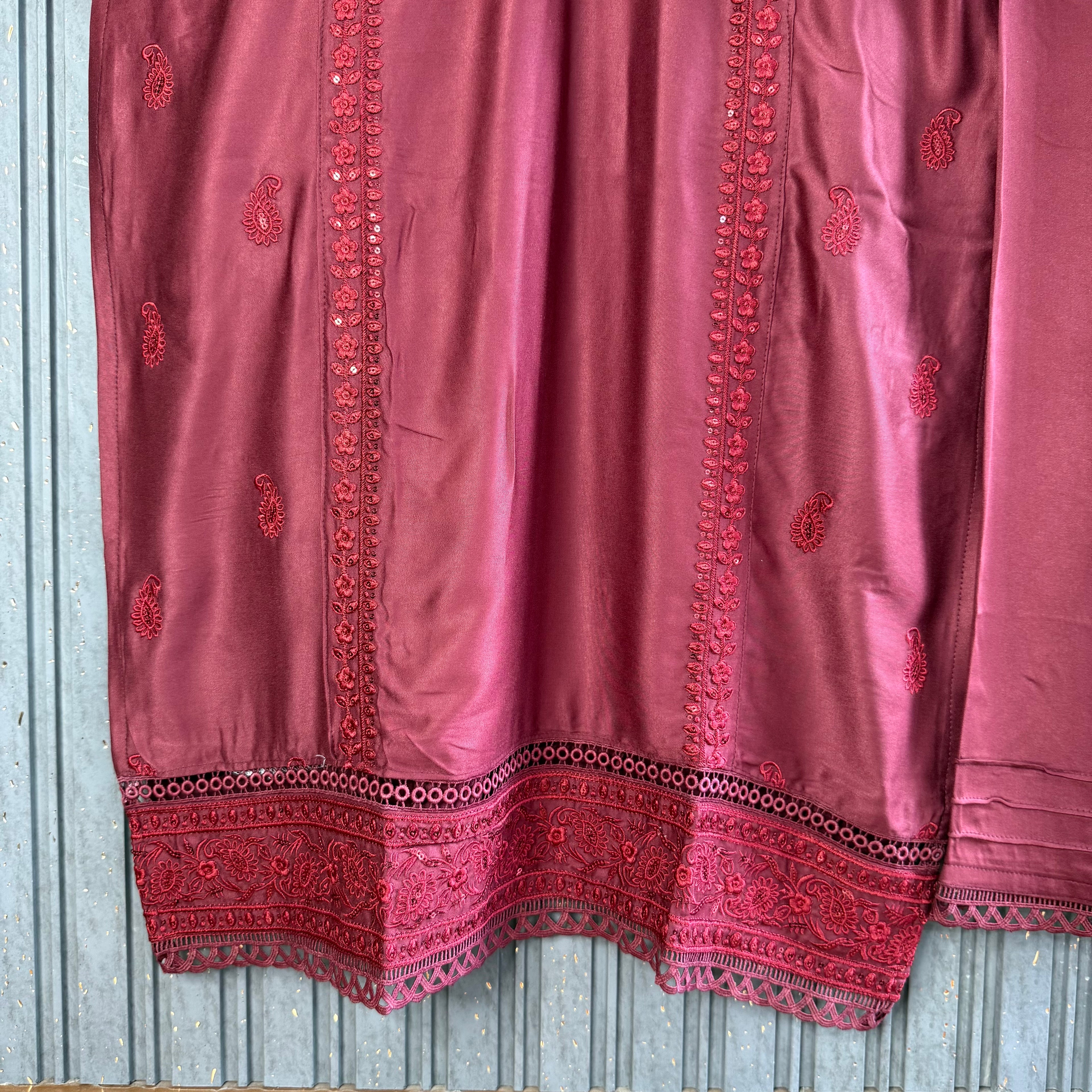 Birha Gaffar Pakistani Set