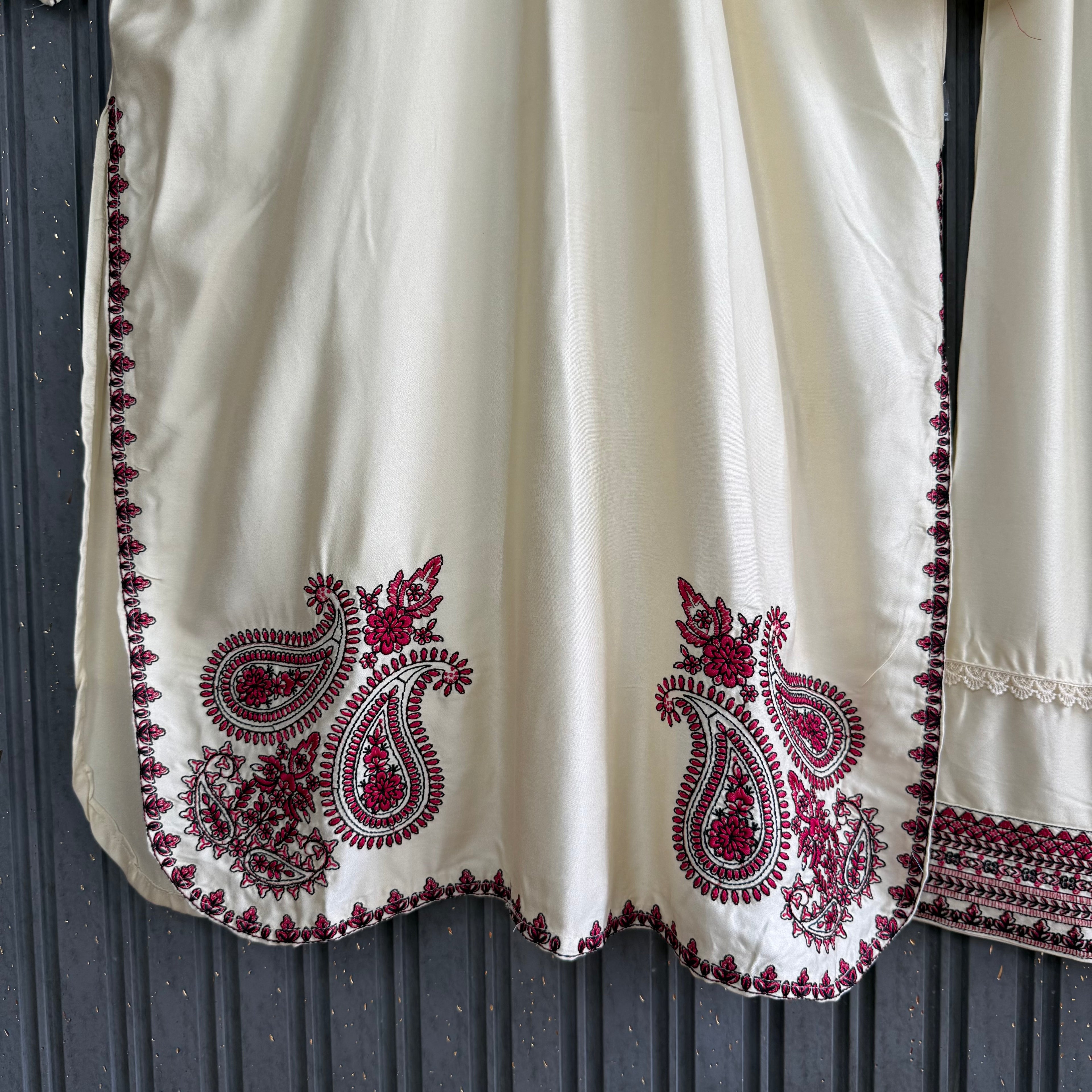 Bushra Noor Farshi co ord set