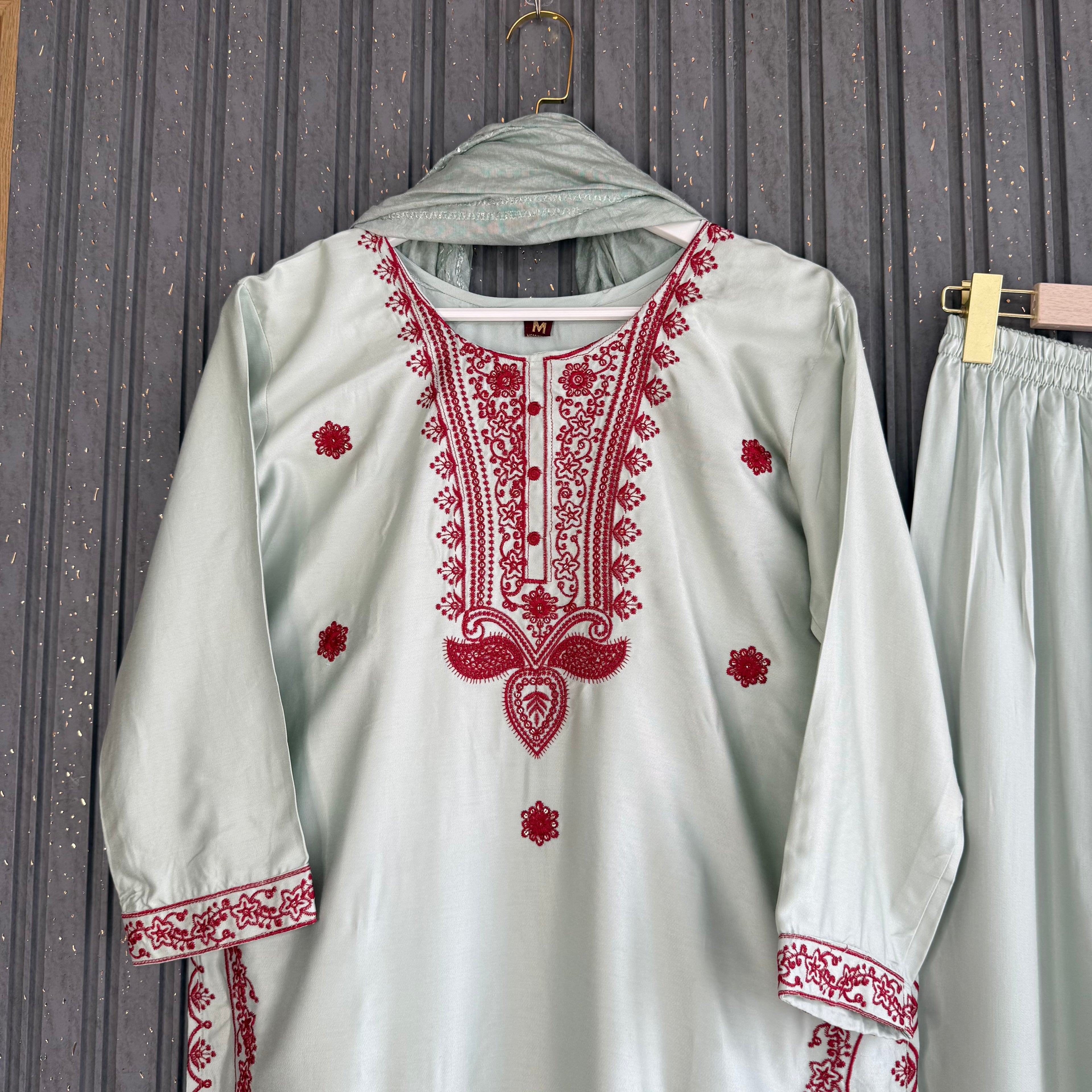 Meenaz rayon suit