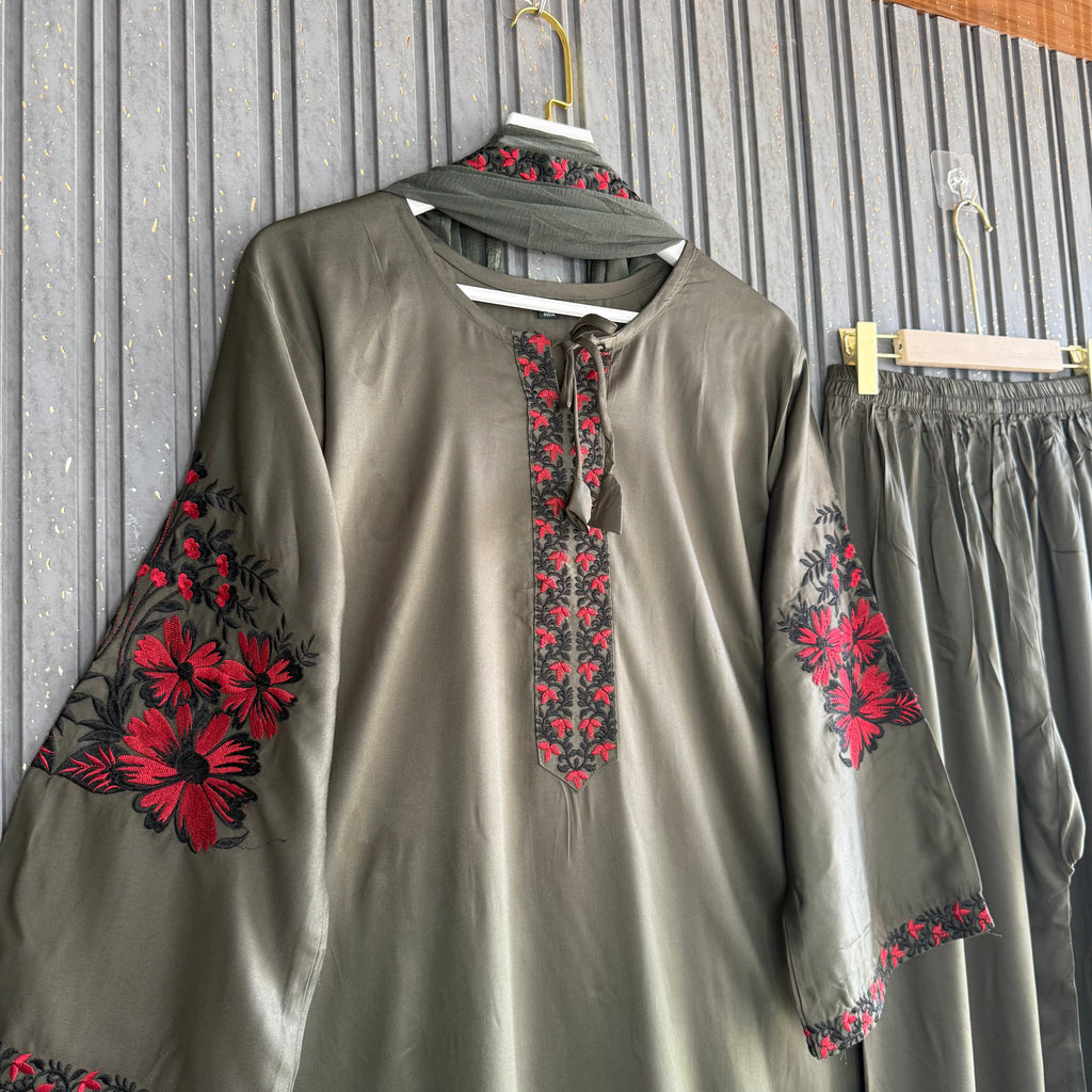 Dariya afnan palazzo set