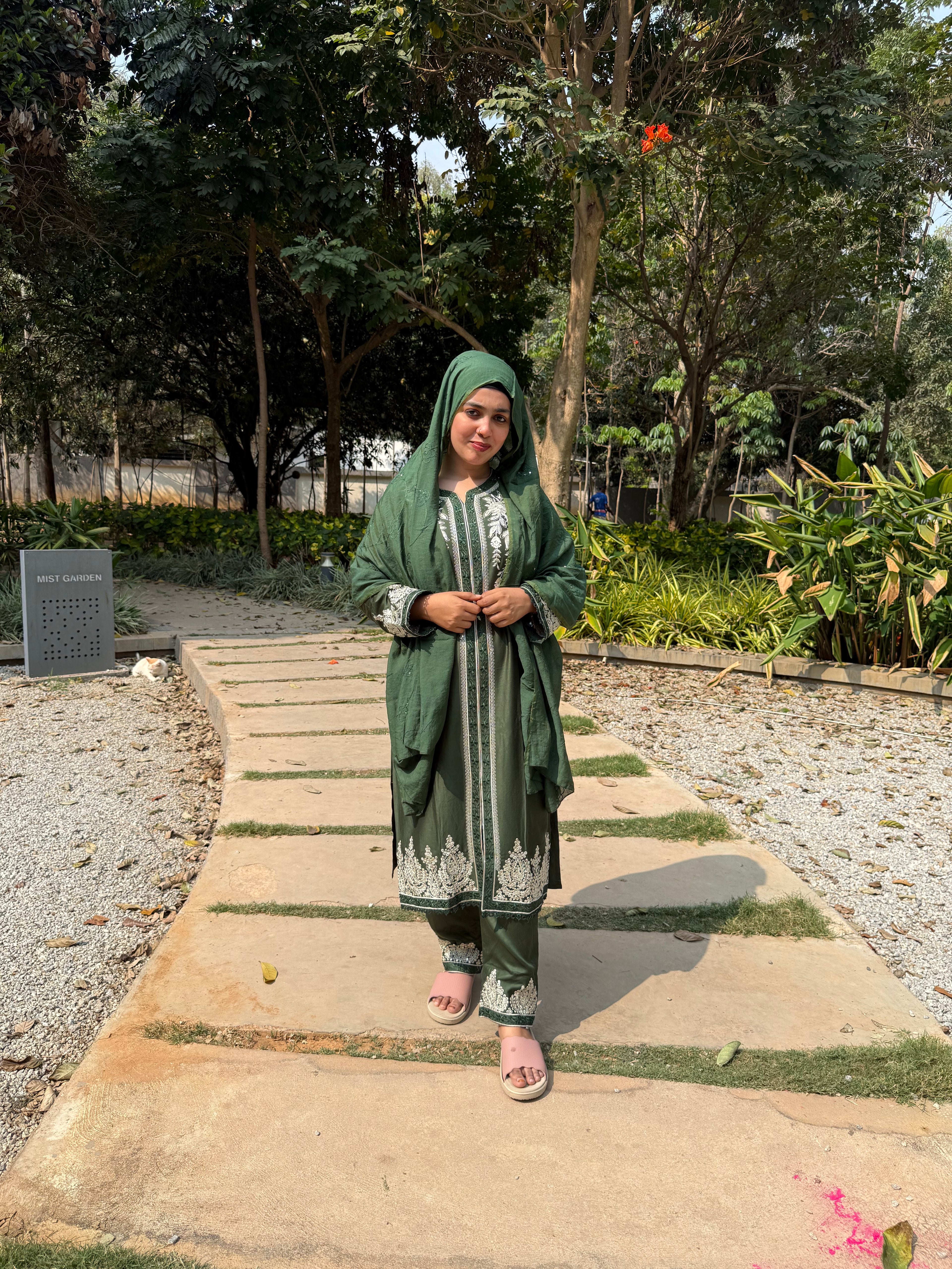 RÉHMAEL VÉRA – Signature Edit