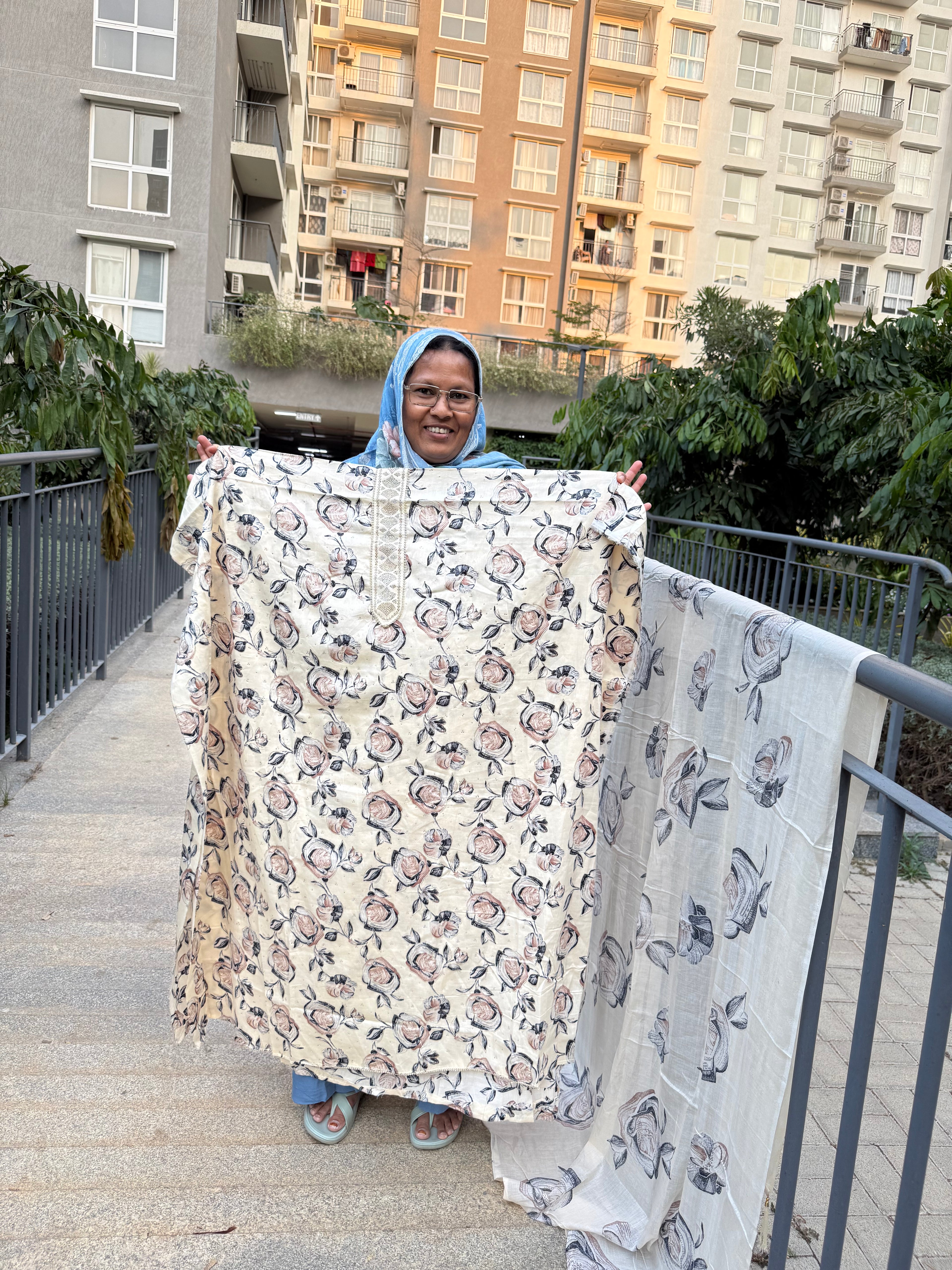 Velmora Noire Bloom – Unstitched Luxury Dress Material Set