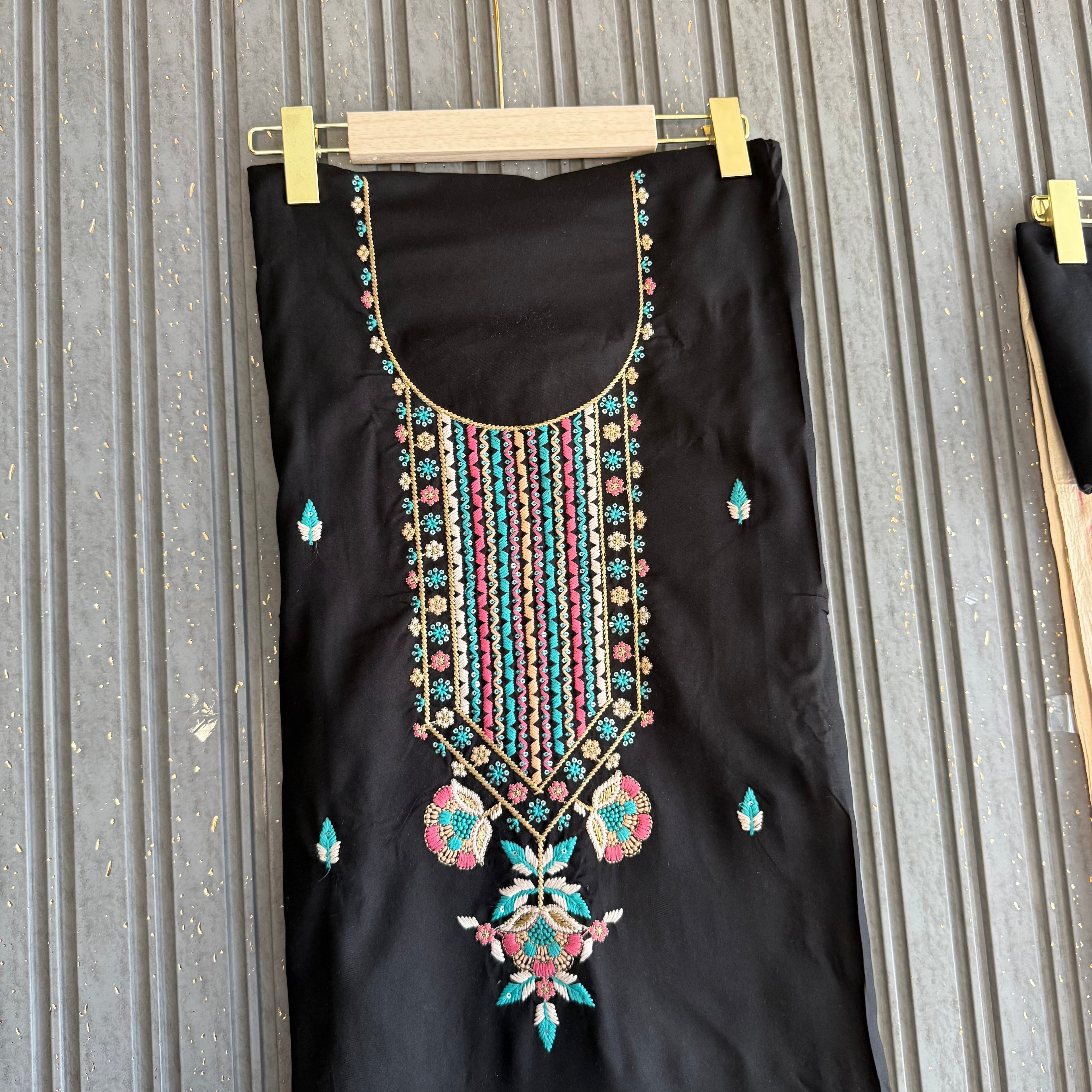Zufisha Unstitched Suit