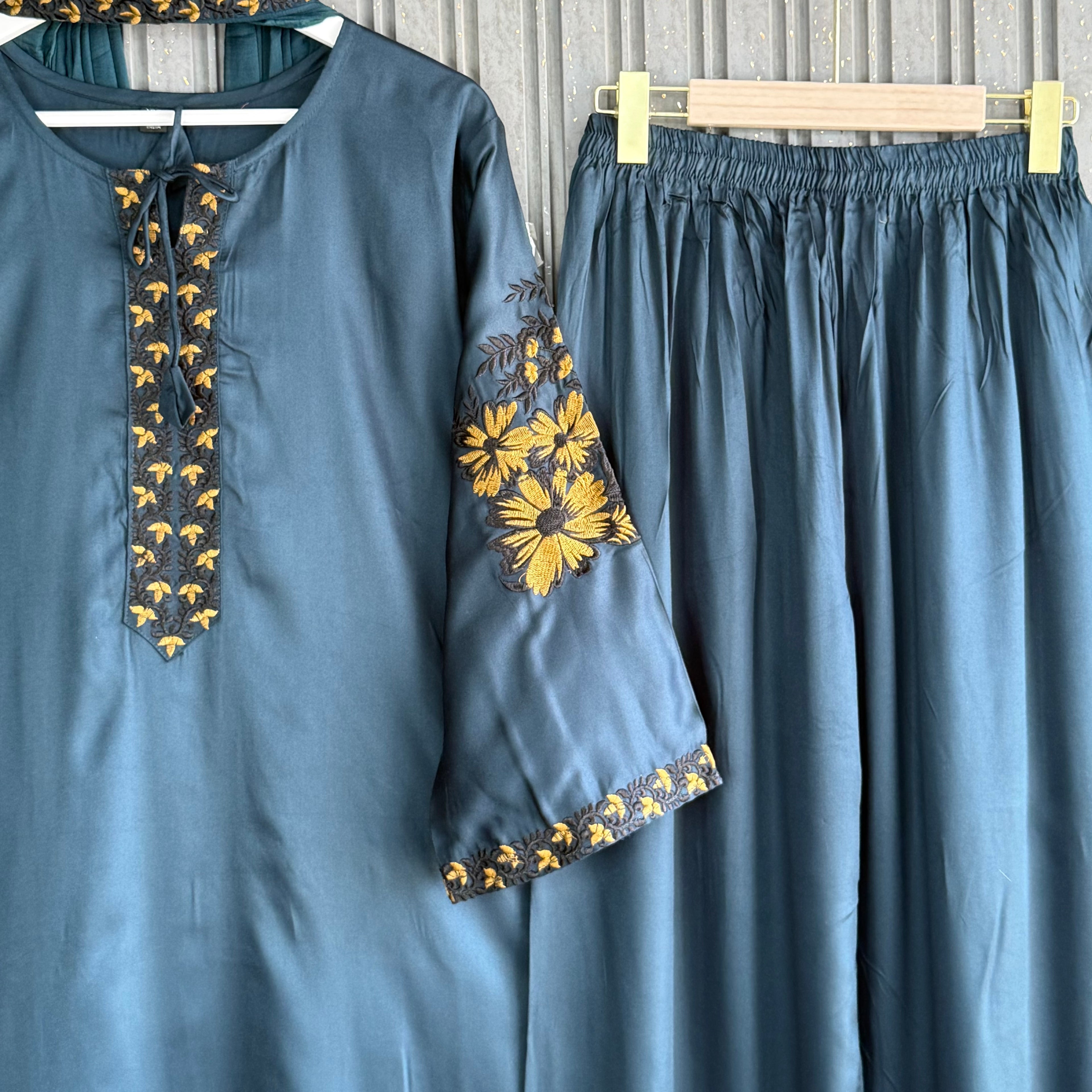Areezay Reem palazzo set