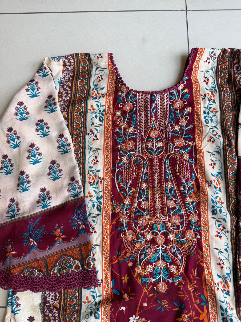 Pakistani Lawn Suit Rayon