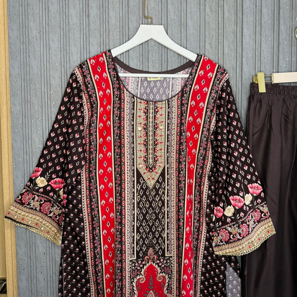 Saiqa Ali Pakistani suit