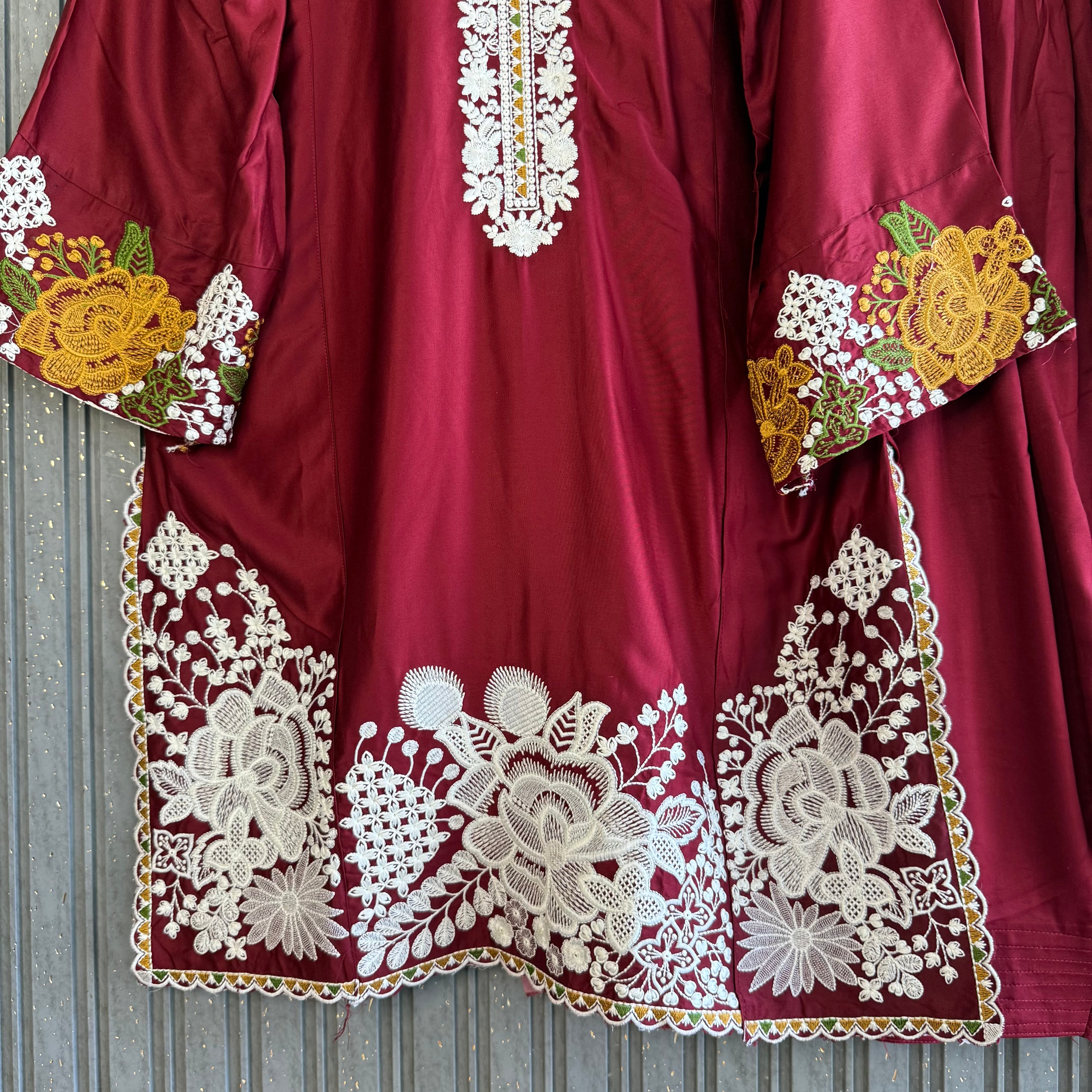 Dananeer Farshi Salwar Set