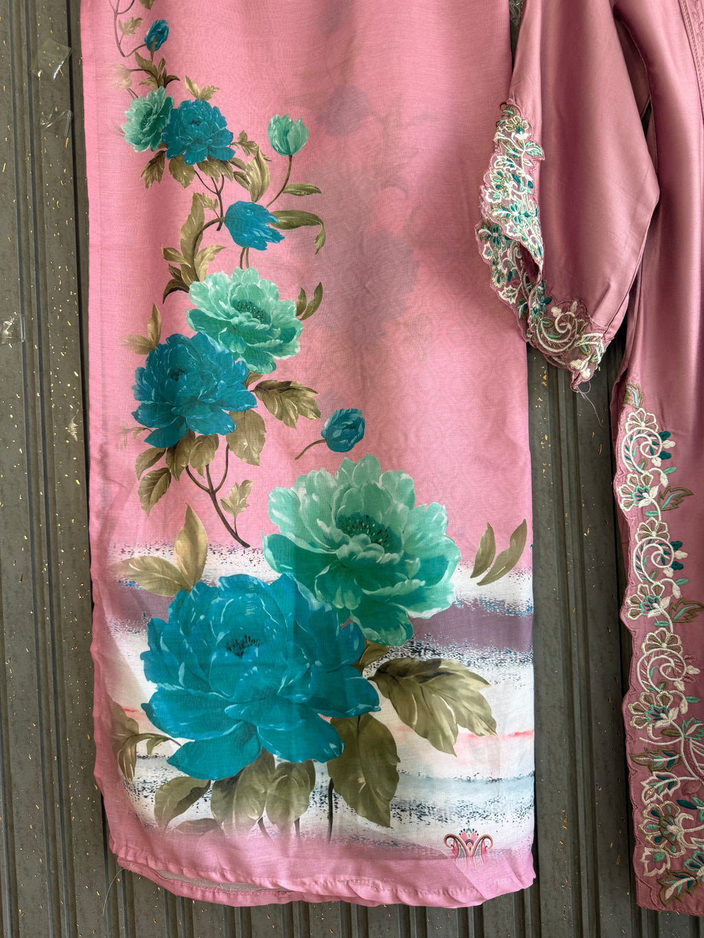 Hareem Pakistani rayon suit