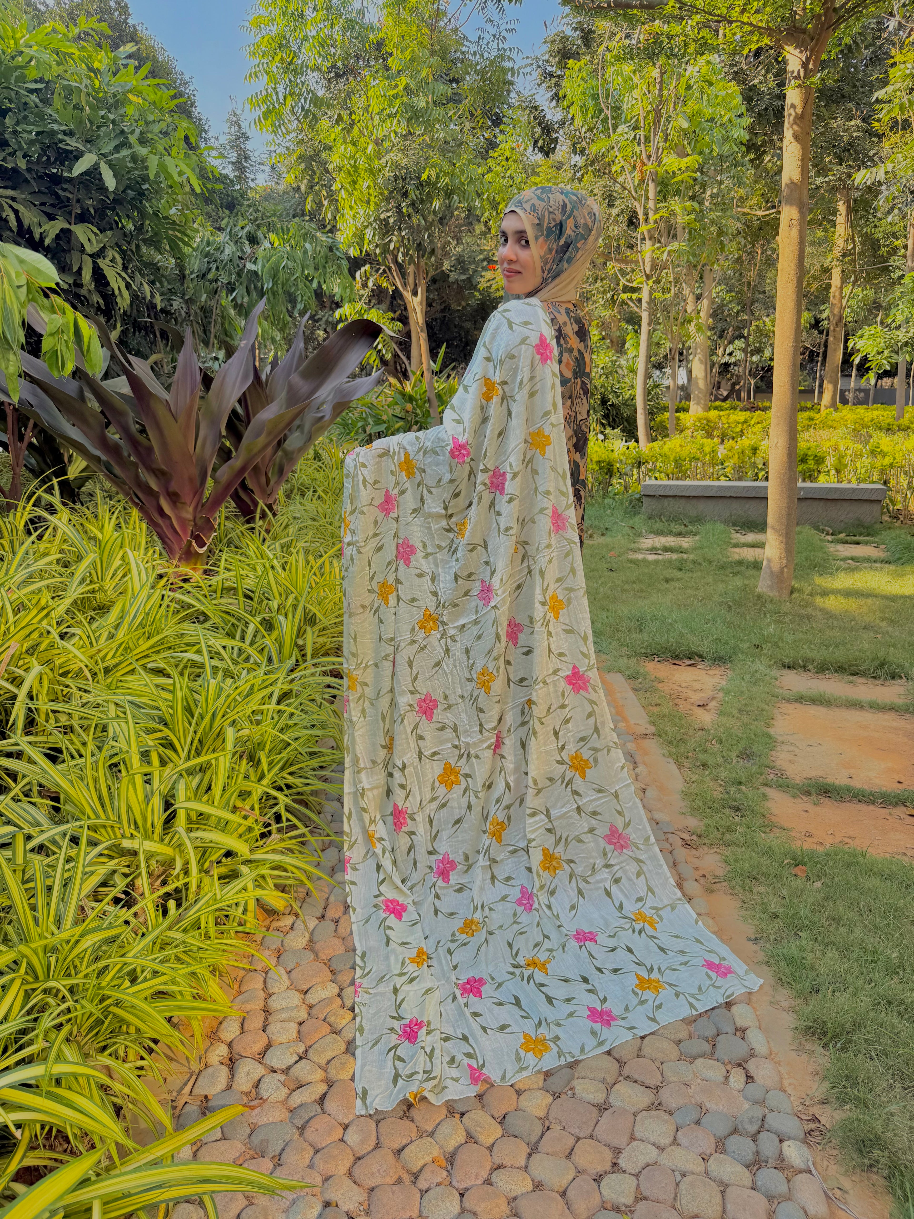 Rimshaara Premium Rayon Unstitched Suit