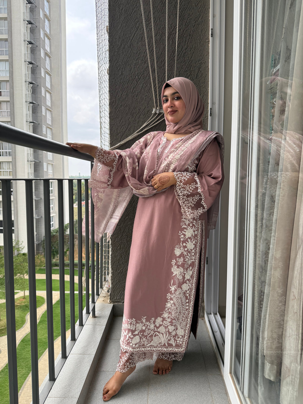 Mauve soft Rayon Burj khalifa Suit