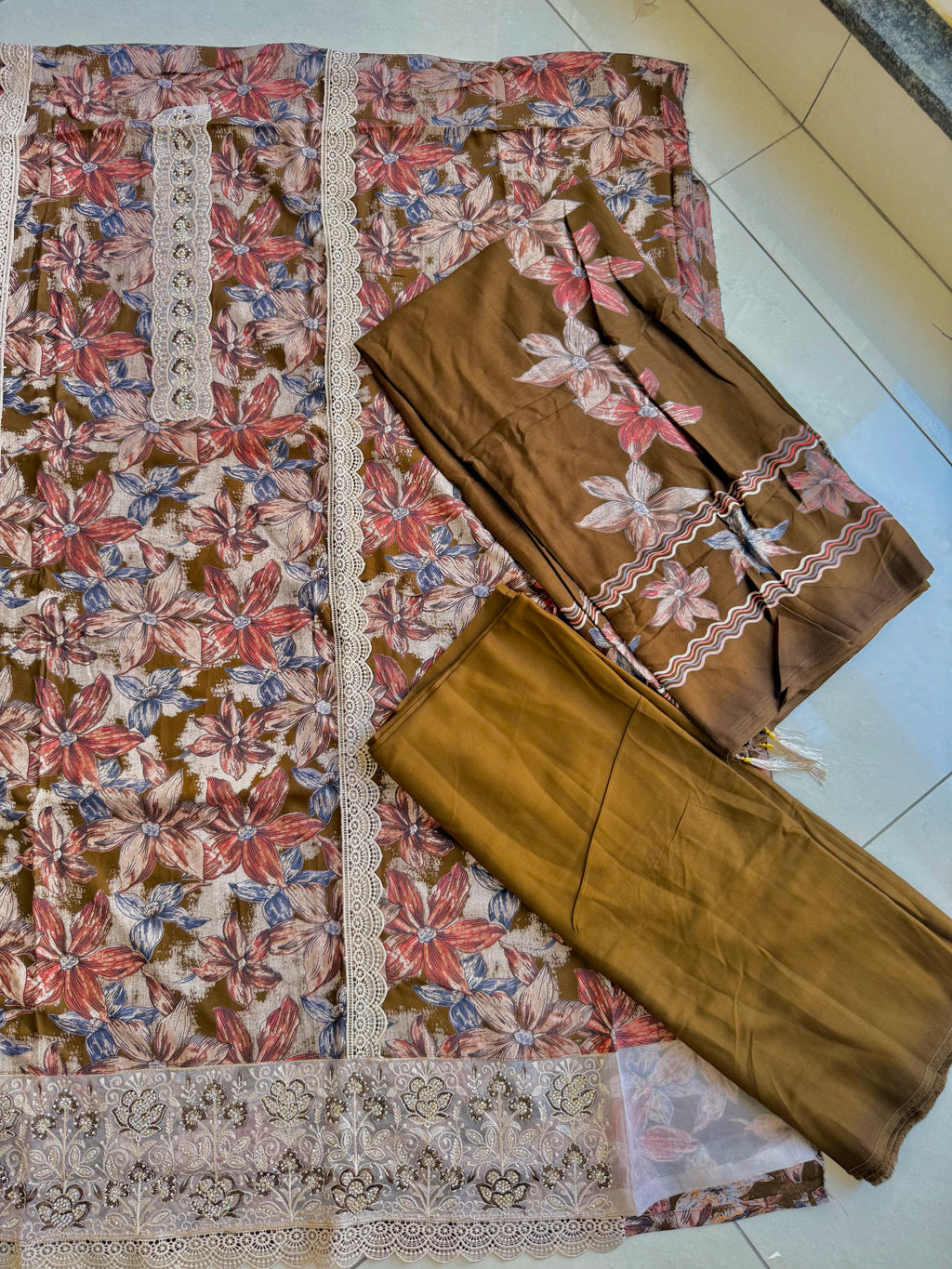 Dilkash Unstitched Suit