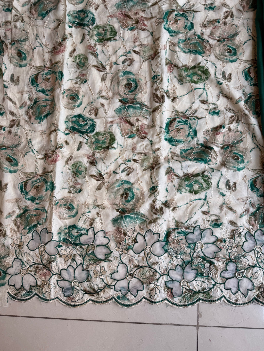 Lameesa unstitched suit