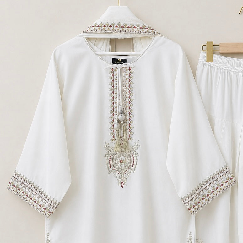 Dabish Farshi suit