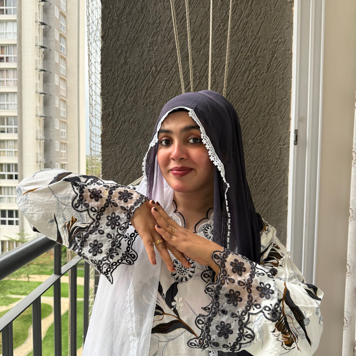 Miral Short Pakistani suit