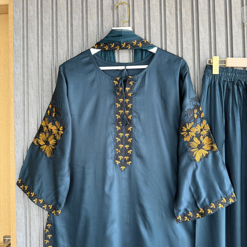 Areezay Reem palazzo set