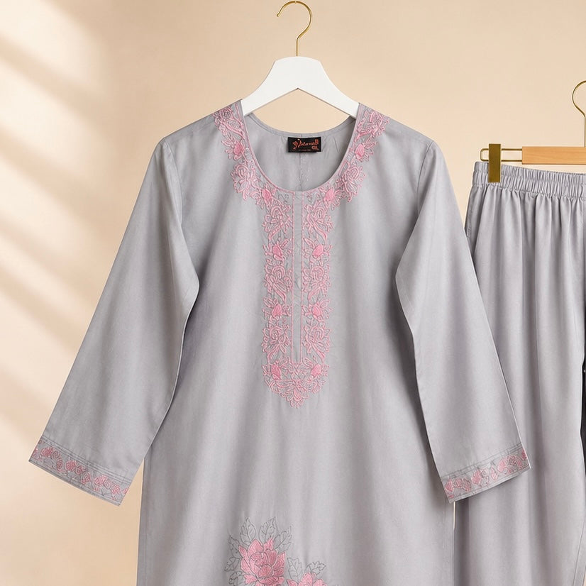 Savera Pakistani suit